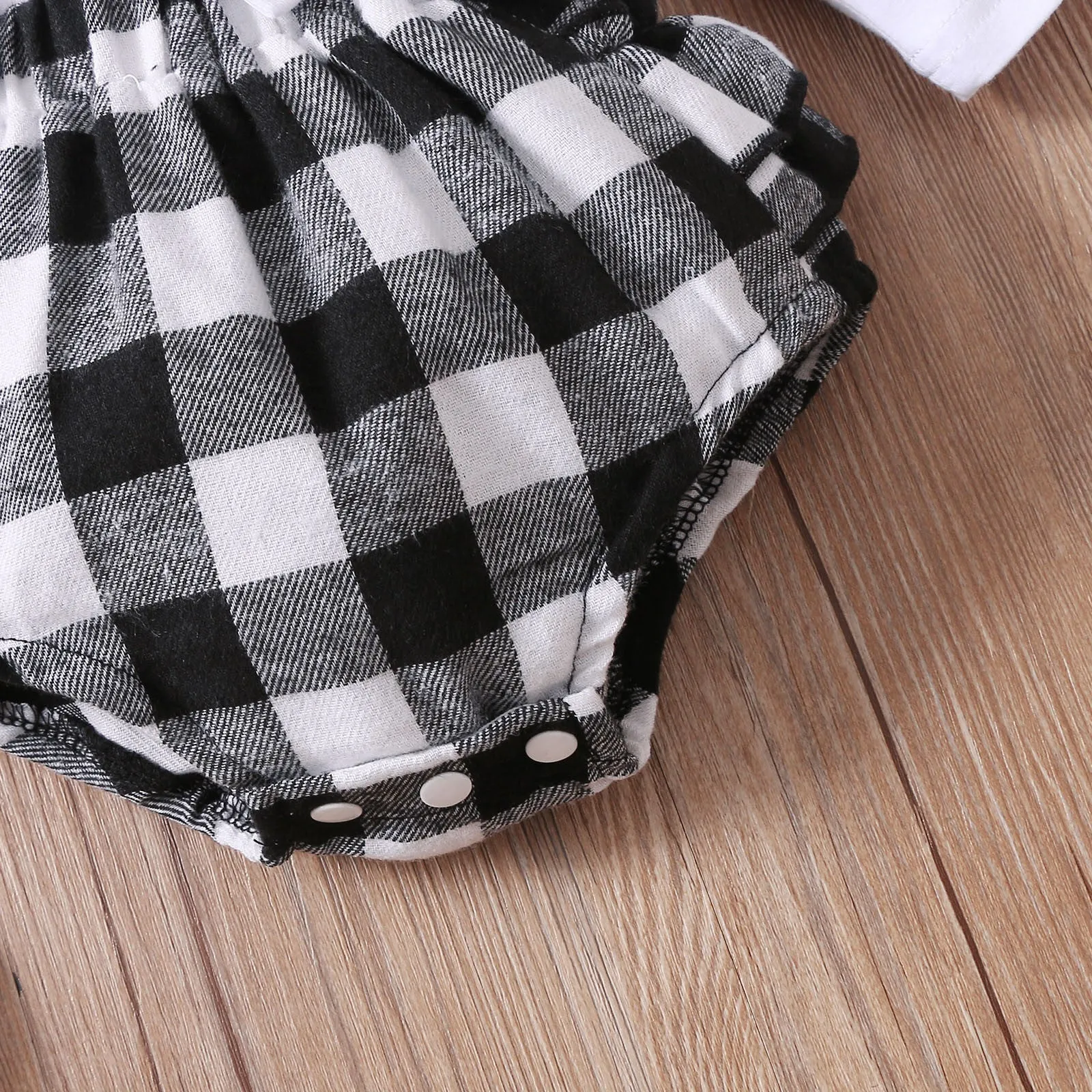 3PCS Infant Baby Girl Fall/Winter Solid Long Sleeve Tops Plaid Printed Ruffles Suspender outfit