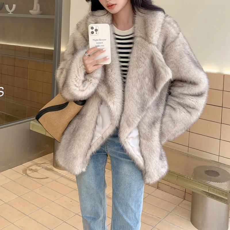 Astrid™ | Oversized Comfortable Warm Lapel Fur Coat