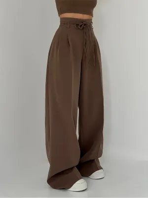 Camilla - High-Waisted Pants with Wide Legs
