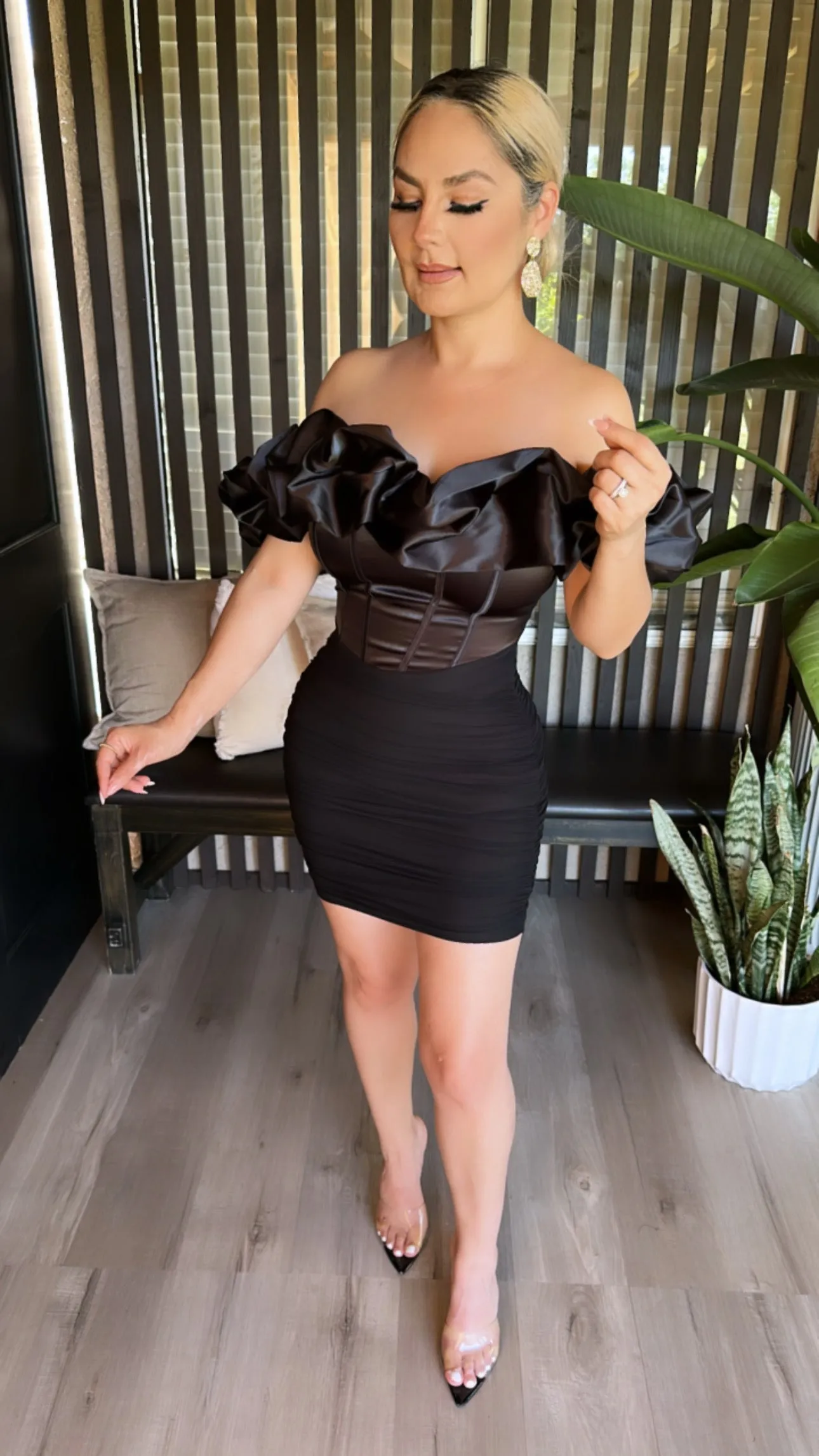 CARRIE BLACK DRESS