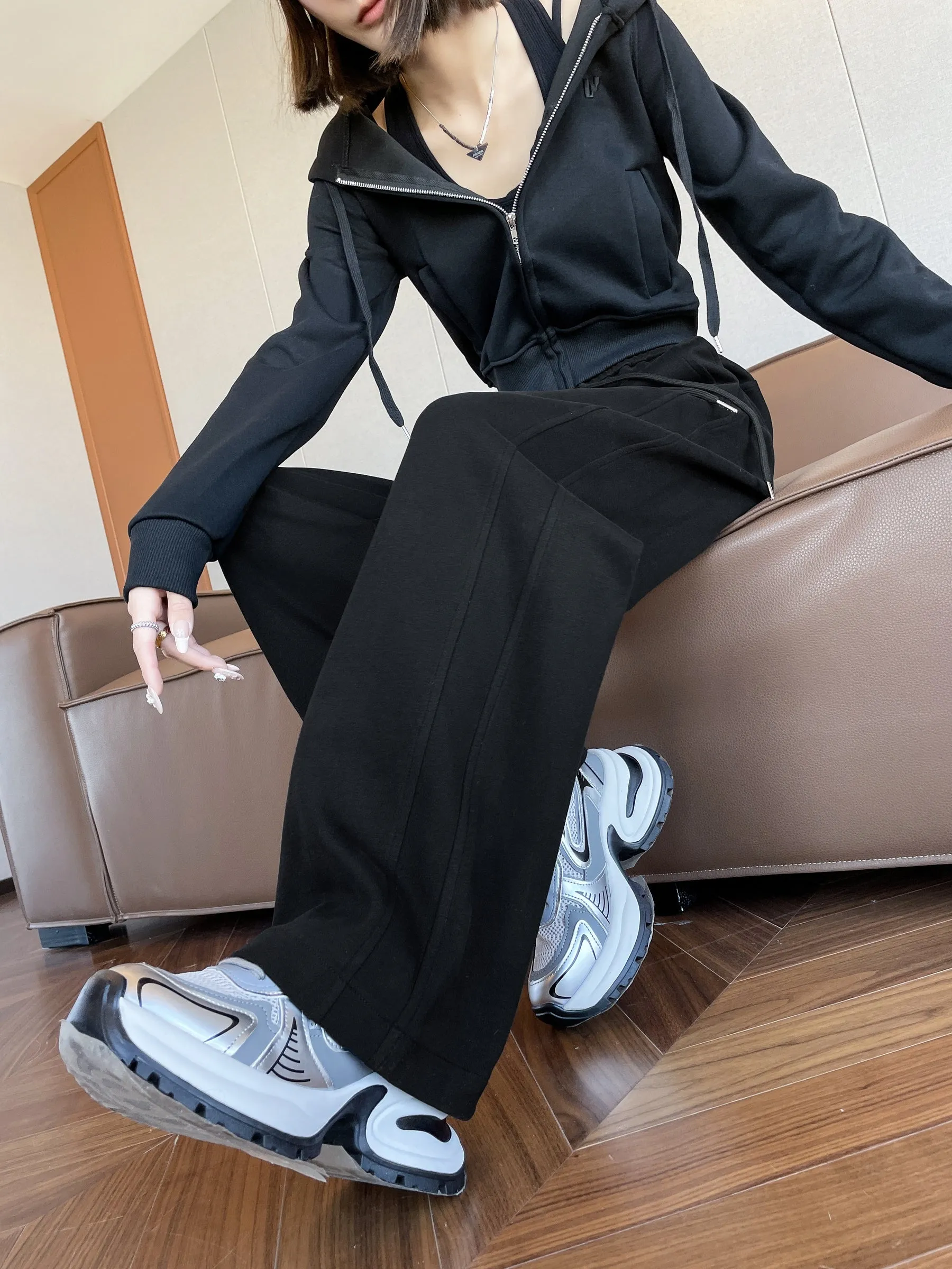 Casual Women's Wide Leg Sweatpants with Waist Drawstring
