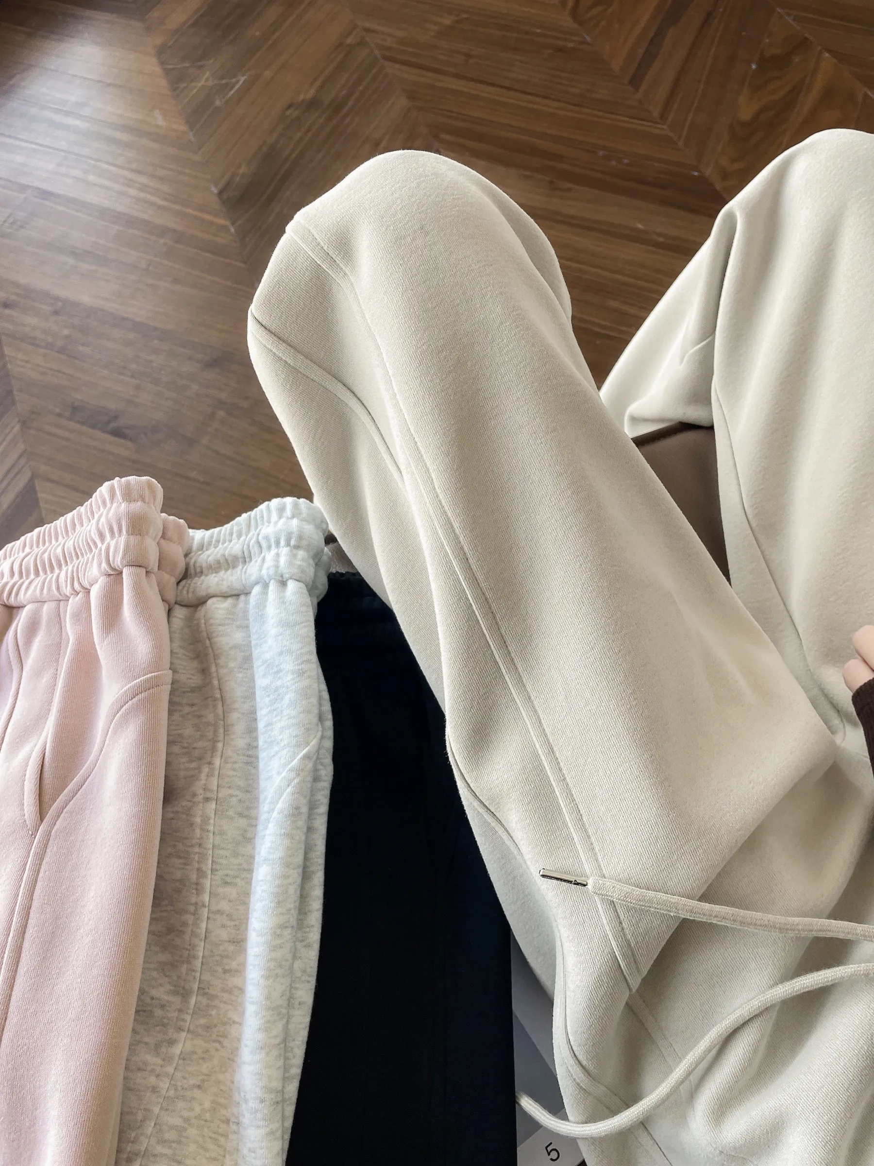Casual Women's Wide Leg Sweatpants with Waist Drawstring