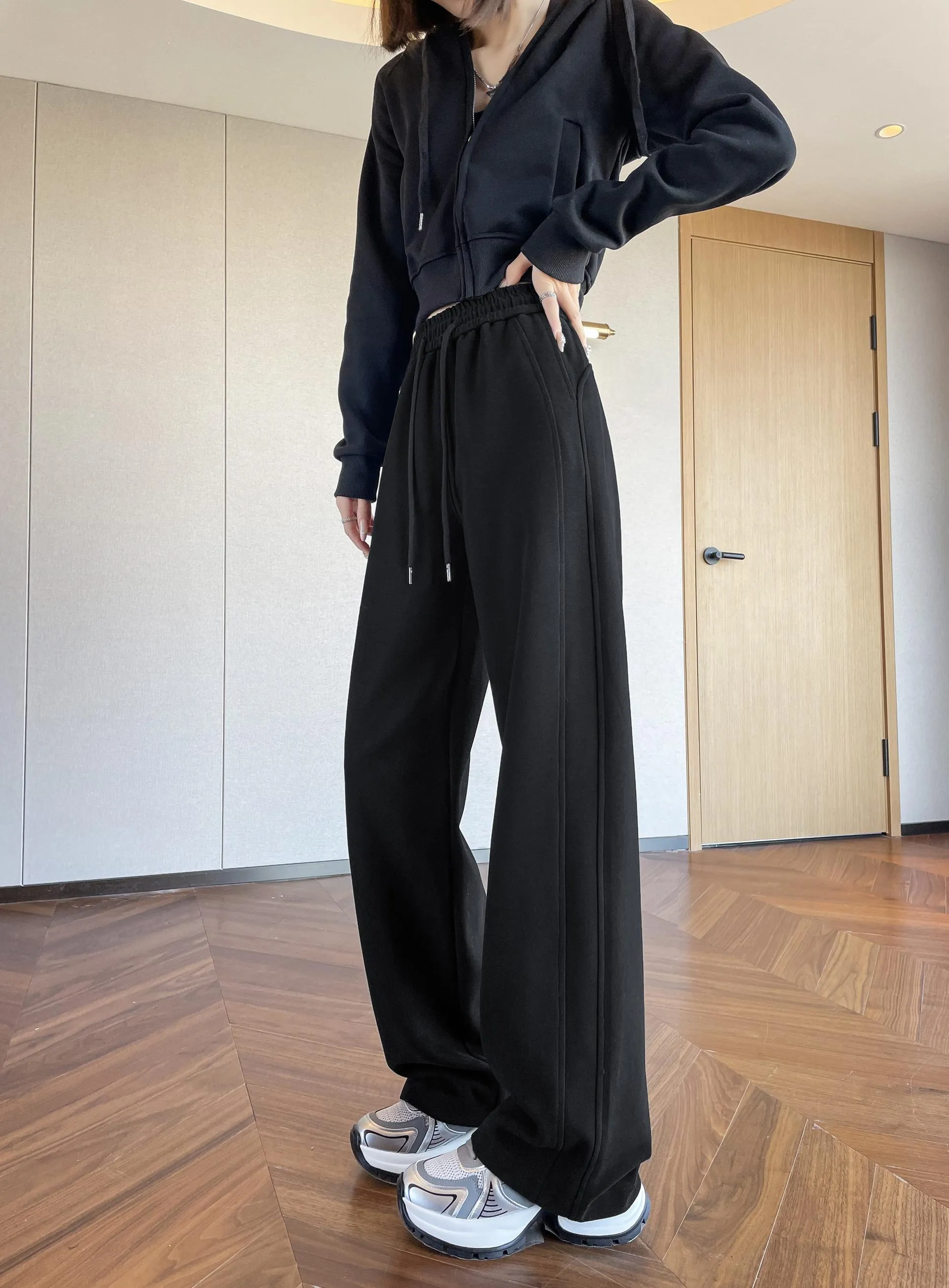 Casual Women's Wide Leg Sweatpants with Waist Drawstring