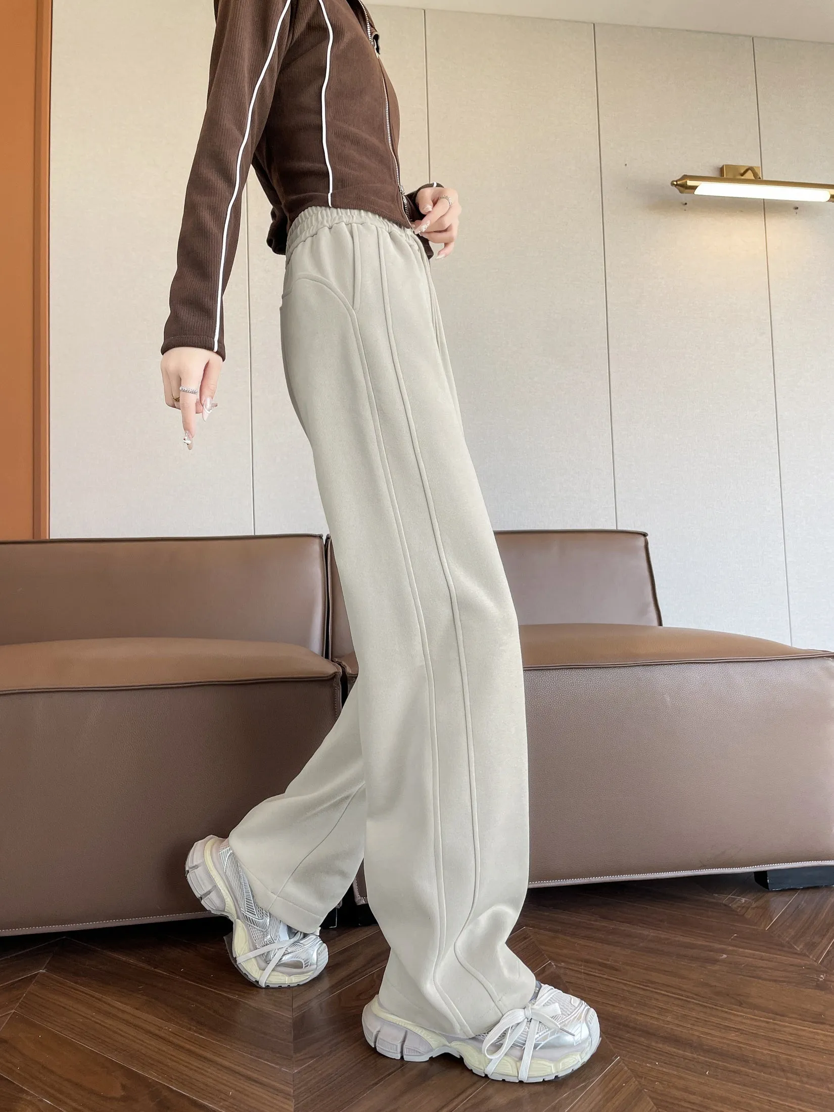 Casual Women's Wide Leg Sweatpants with Waist Drawstring