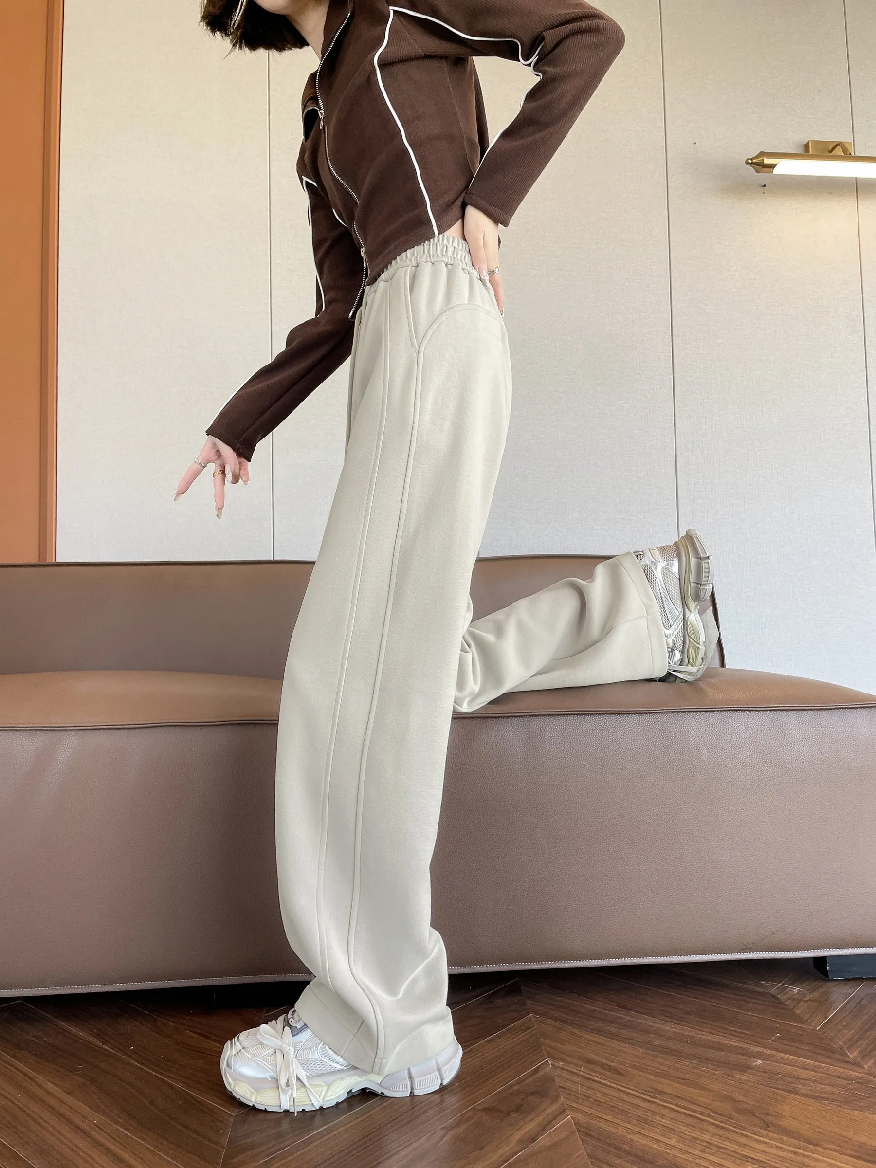 Casual Women's Wide Leg Sweatpants with Waist Drawstring