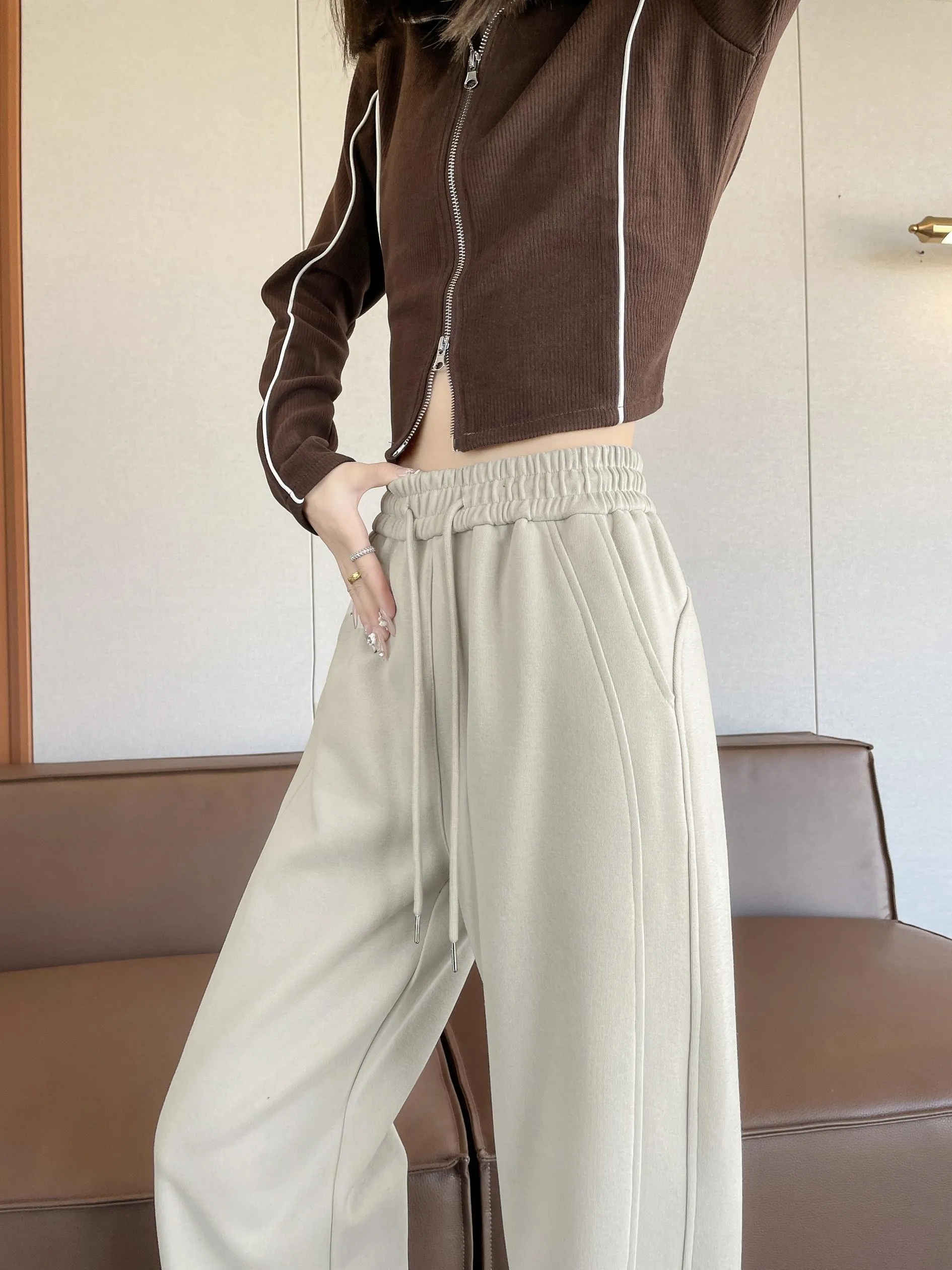 Casual Women's Wide Leg Sweatpants with Waist Drawstring