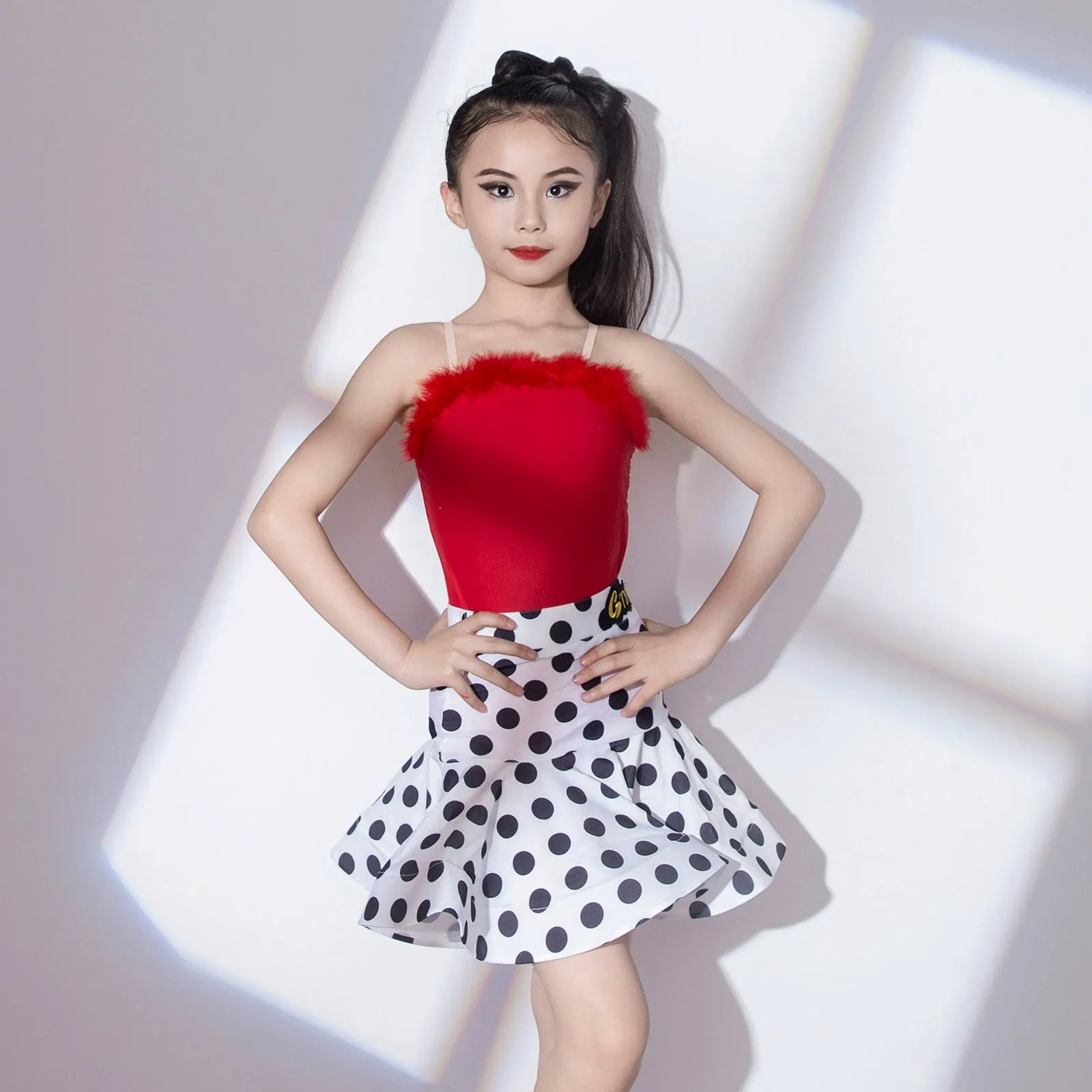 Children Red feather white polka dot  Latin Dance dresses for girls ballroom salsa rumba chacha dance costumes Swinging Latin Training Suit