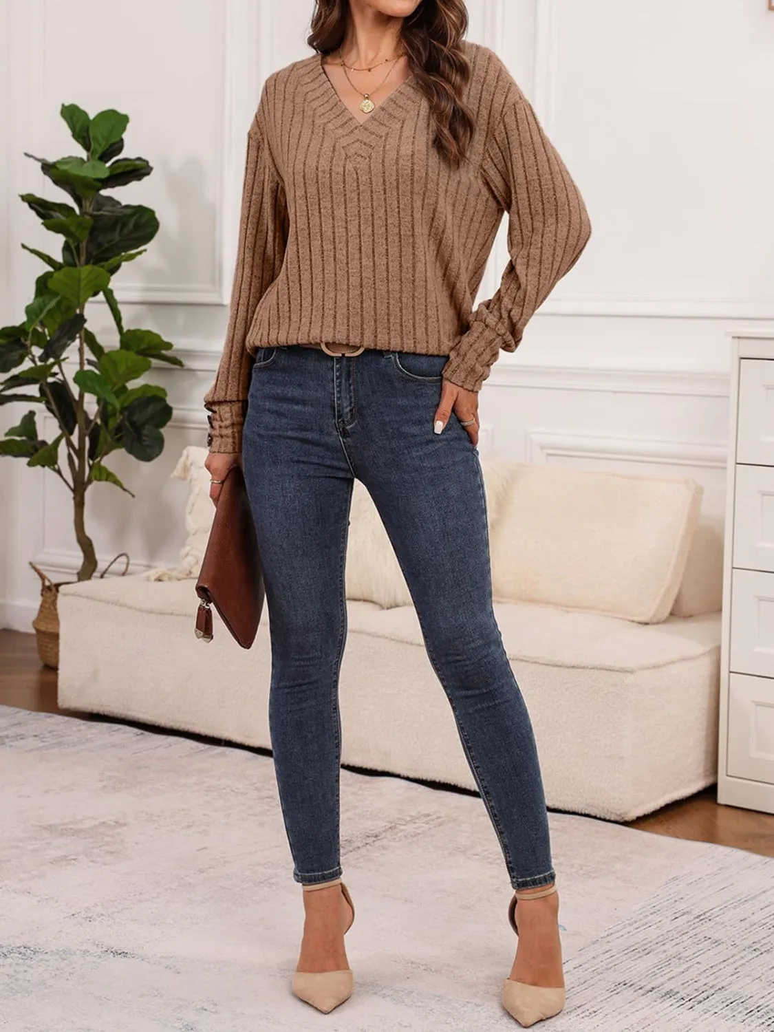 Debra Ribbed V-Neck Long Sleeve Top