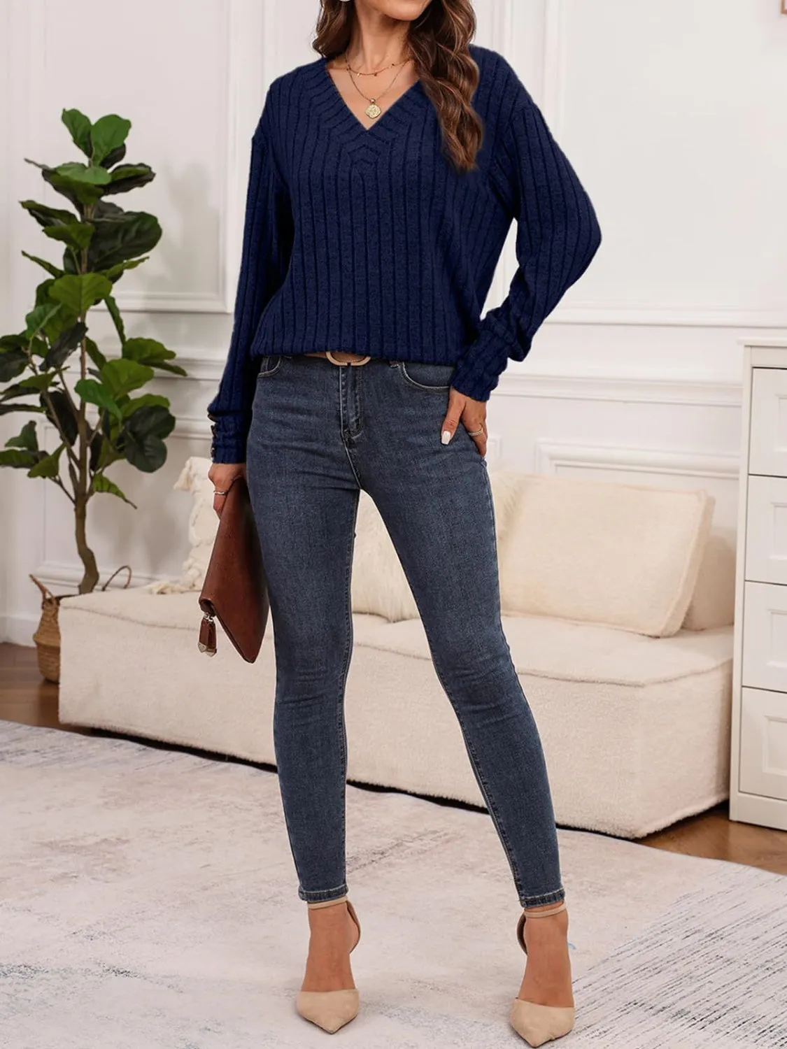 Debra Ribbed V-Neck Long Sleeve Top