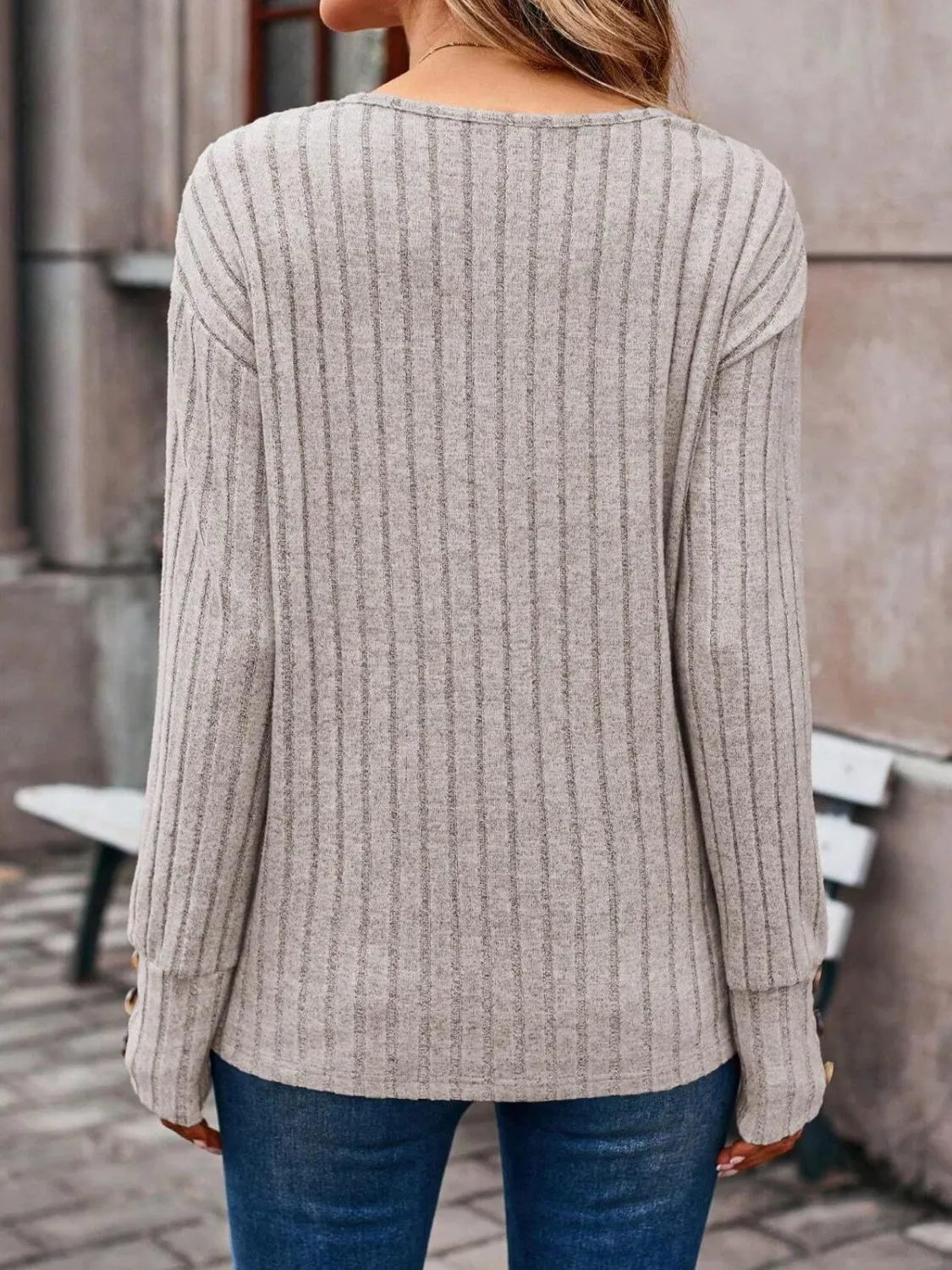 Debra Ribbed V-Neck Long Sleeve Top