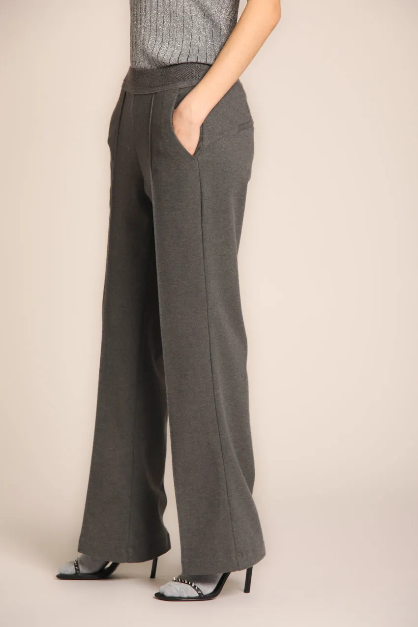 Easy Straight women's chino pants in jersey straight fit
