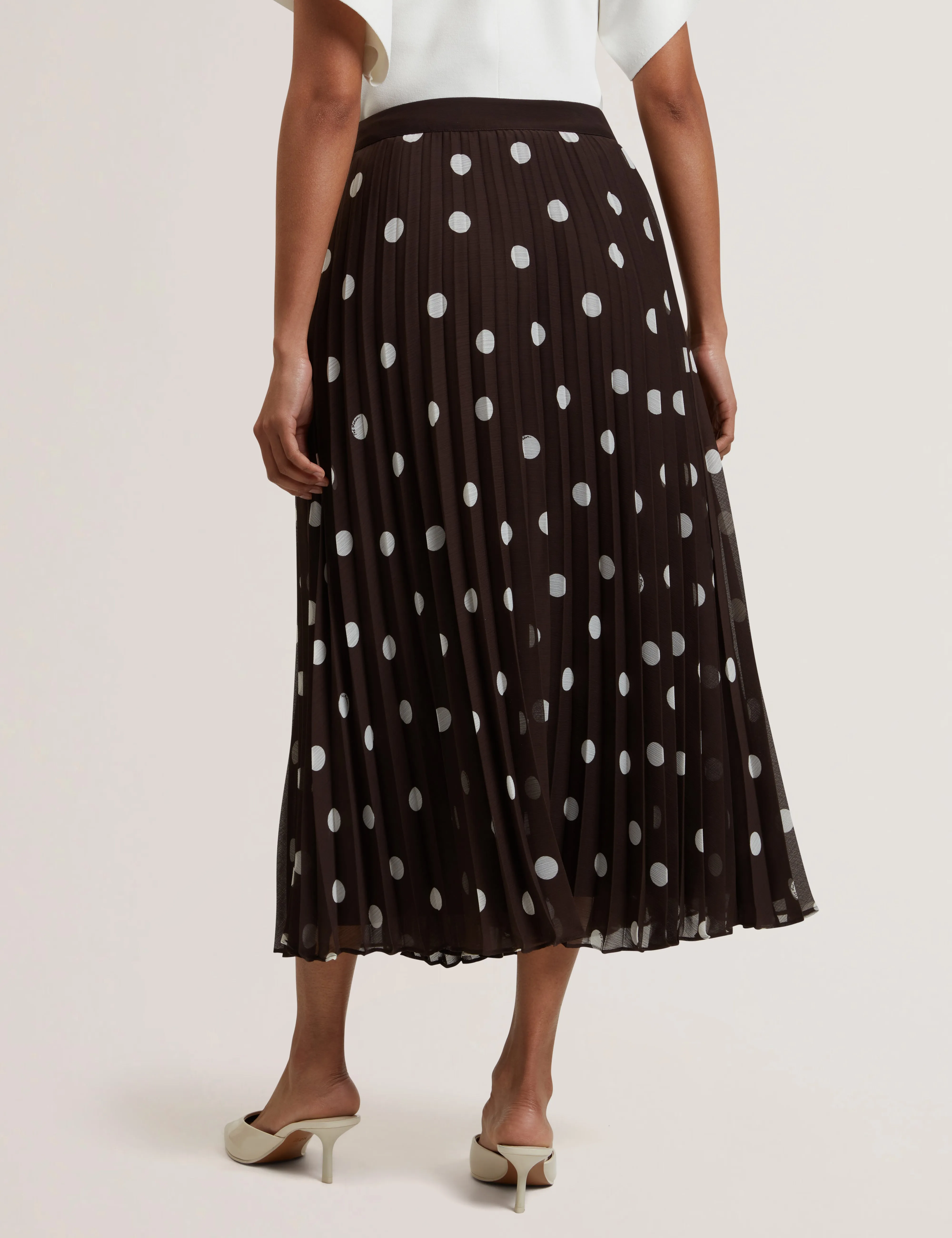 Ereo Polka Dot Pleated Midi Skirt Dk-Brown