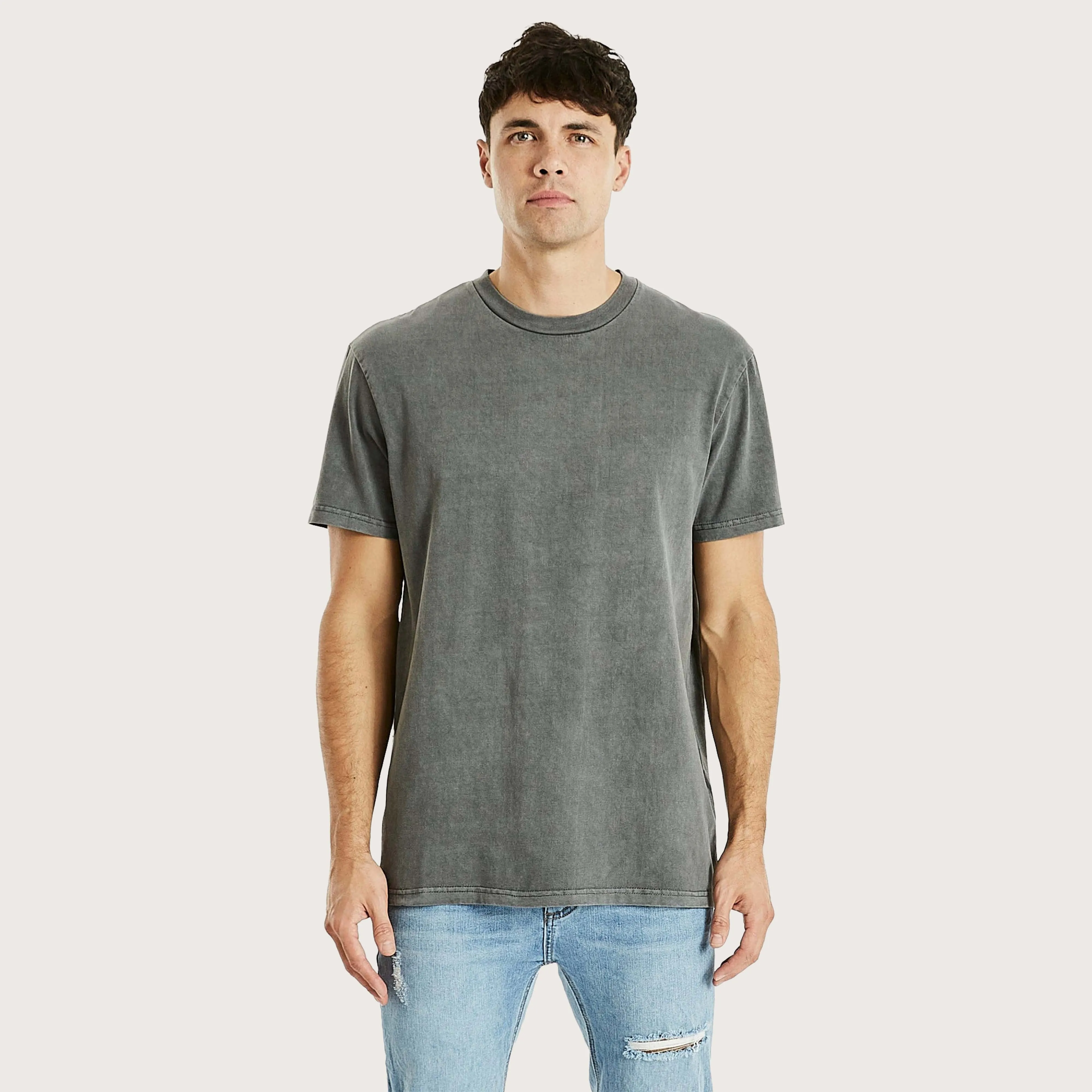 Essentials Relaxed Fit T-Shirt Pigment Asphalt