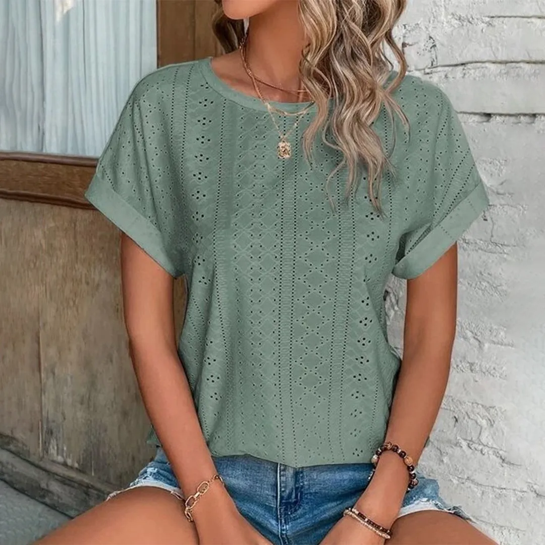 Gail - Short-sleeved Top For Women - Simple & Stylish