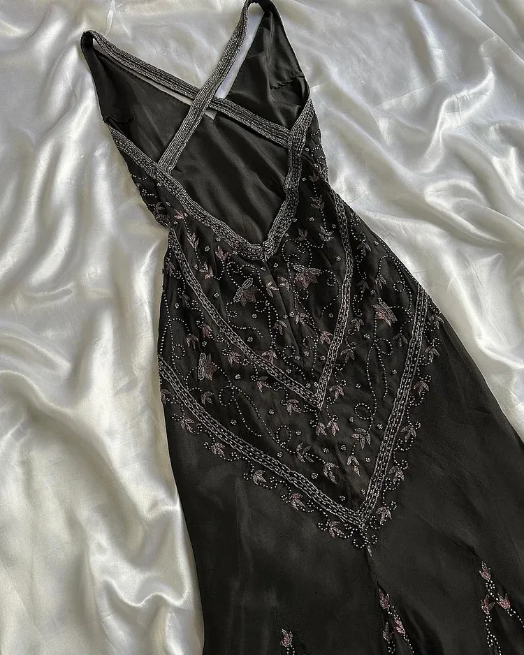 JazzHer Vintage Sheath V Neckline Long Black Prom Dresses Evening Dress With Beads (PRE-ORDER)