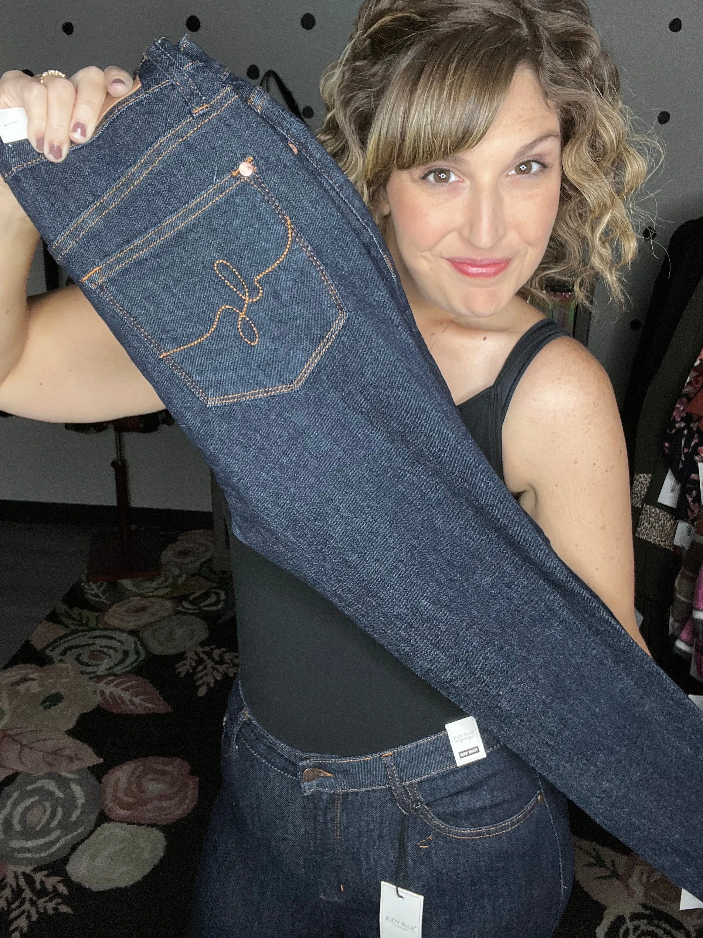 Judy Blue | Dolly | Dark Wash Skinny