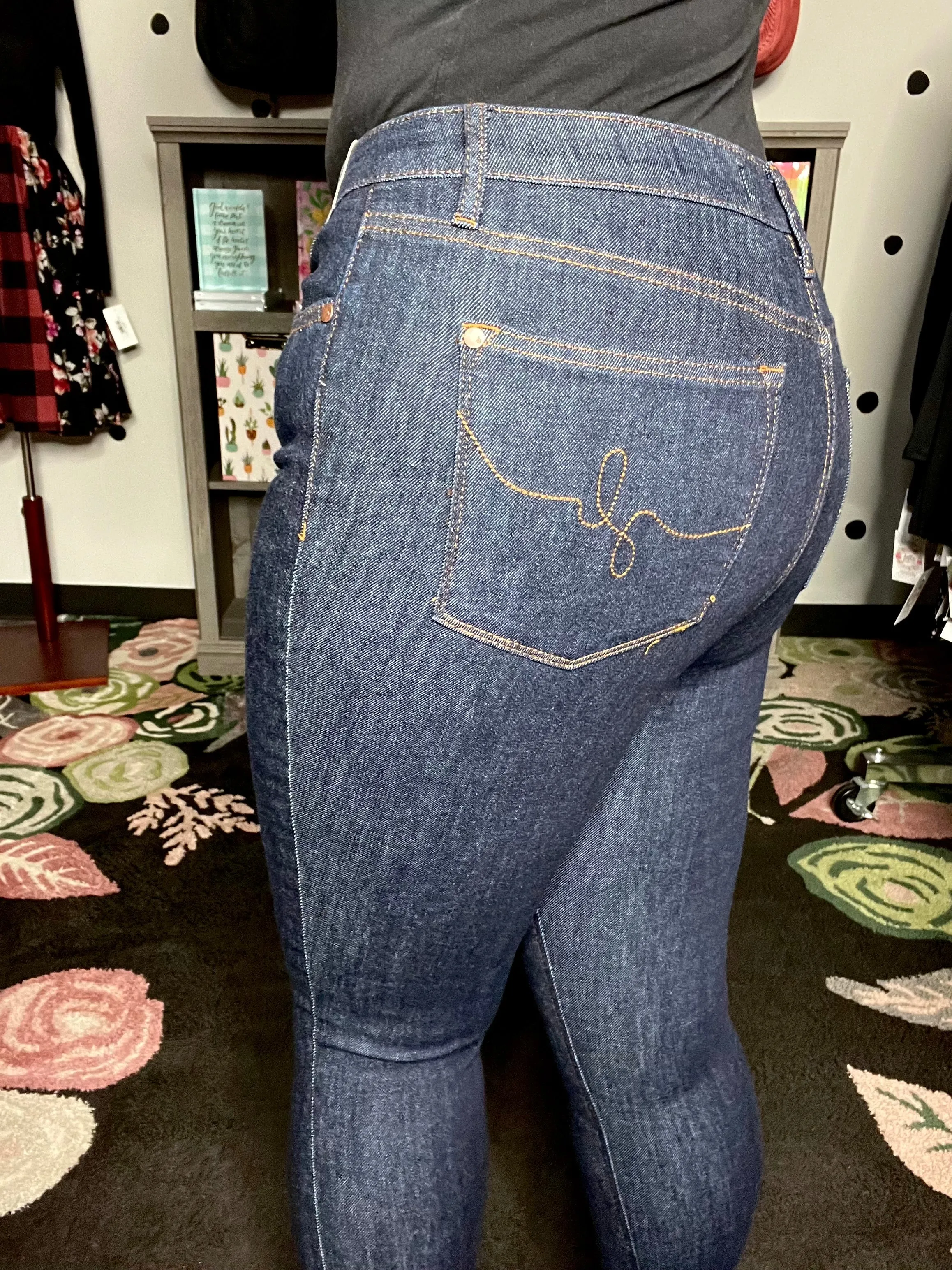 Judy Blue | Dolly | Dark Wash Skinny