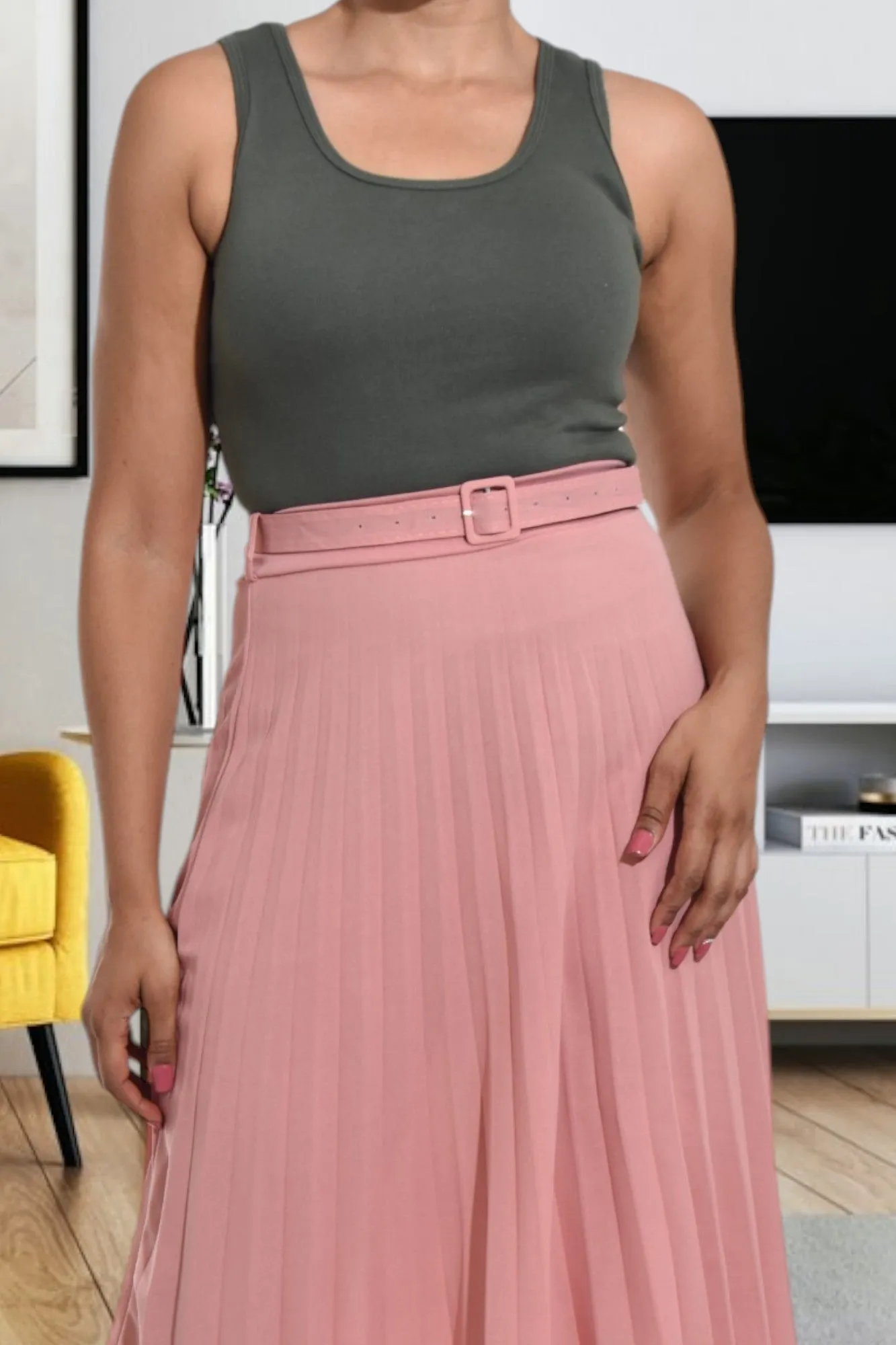 Ladies Blush Pleated Skirt