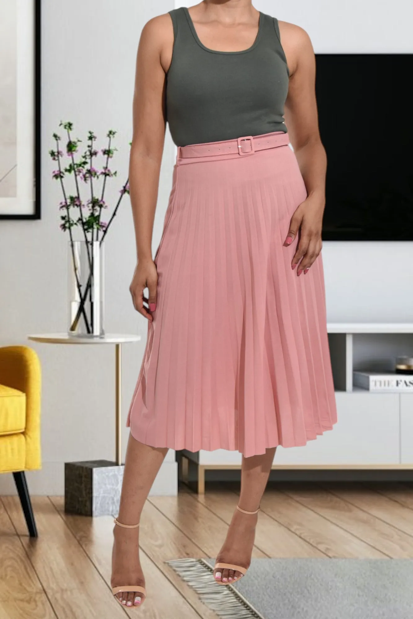 Ladies Blush Pleated Skirt
