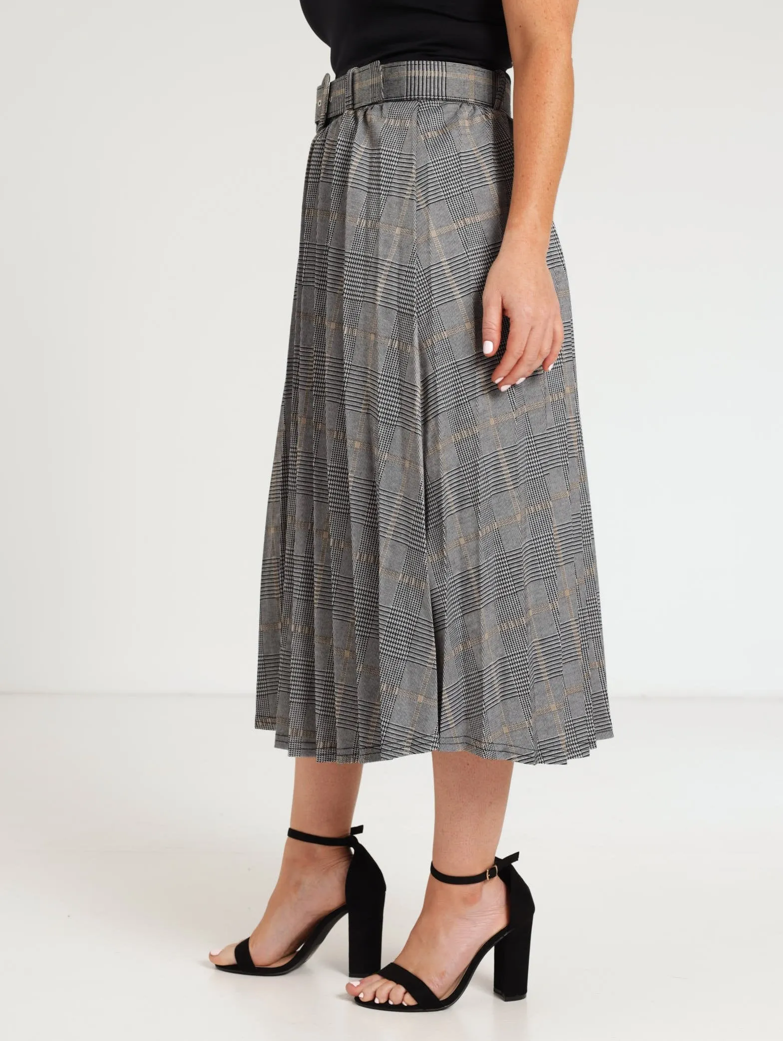 Ladies Check Pleated Skirt With Belt - Grey
