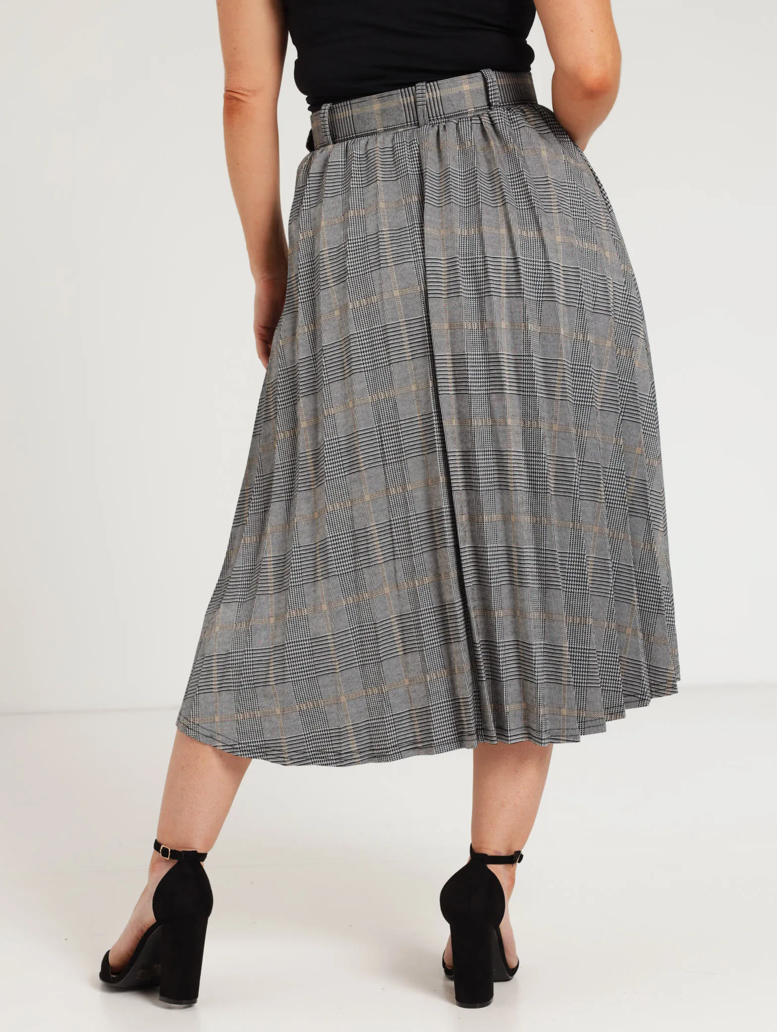 Ladies Check Pleated Skirt With Belt - Grey