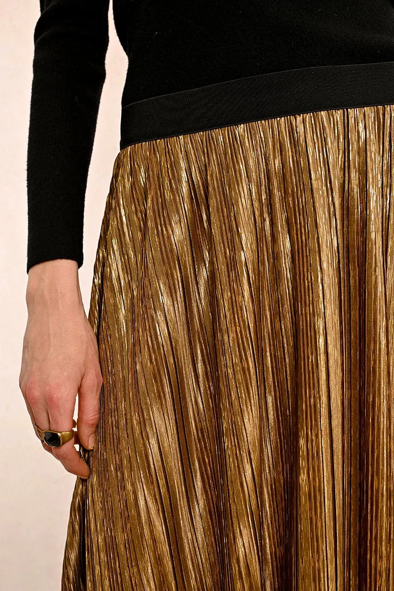 LONG PLEATED SKIRT