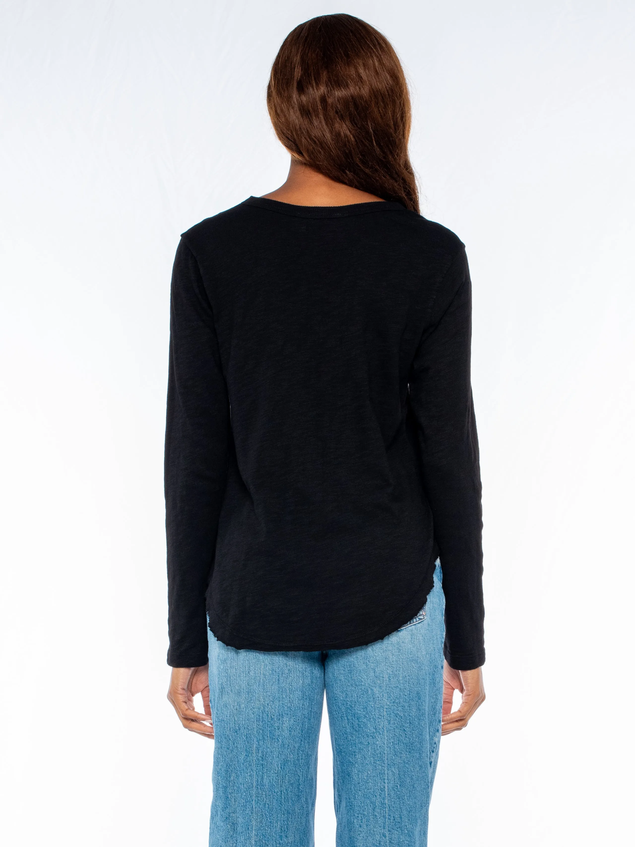 Long Sleeve V-Neck w/ Raw Hem Shirttail