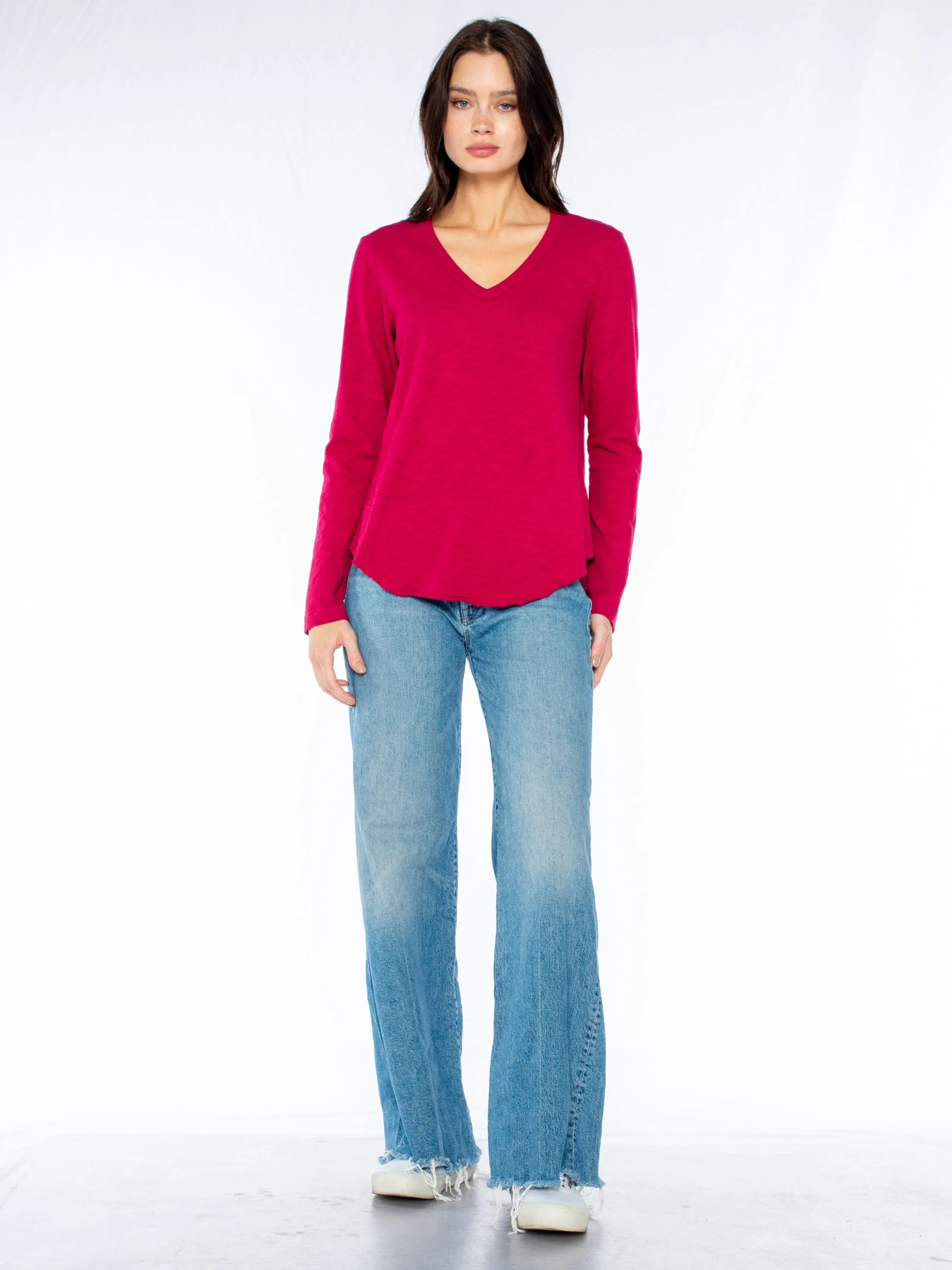 Long Sleeve V-Neck w/ Raw Hem Shirttail
