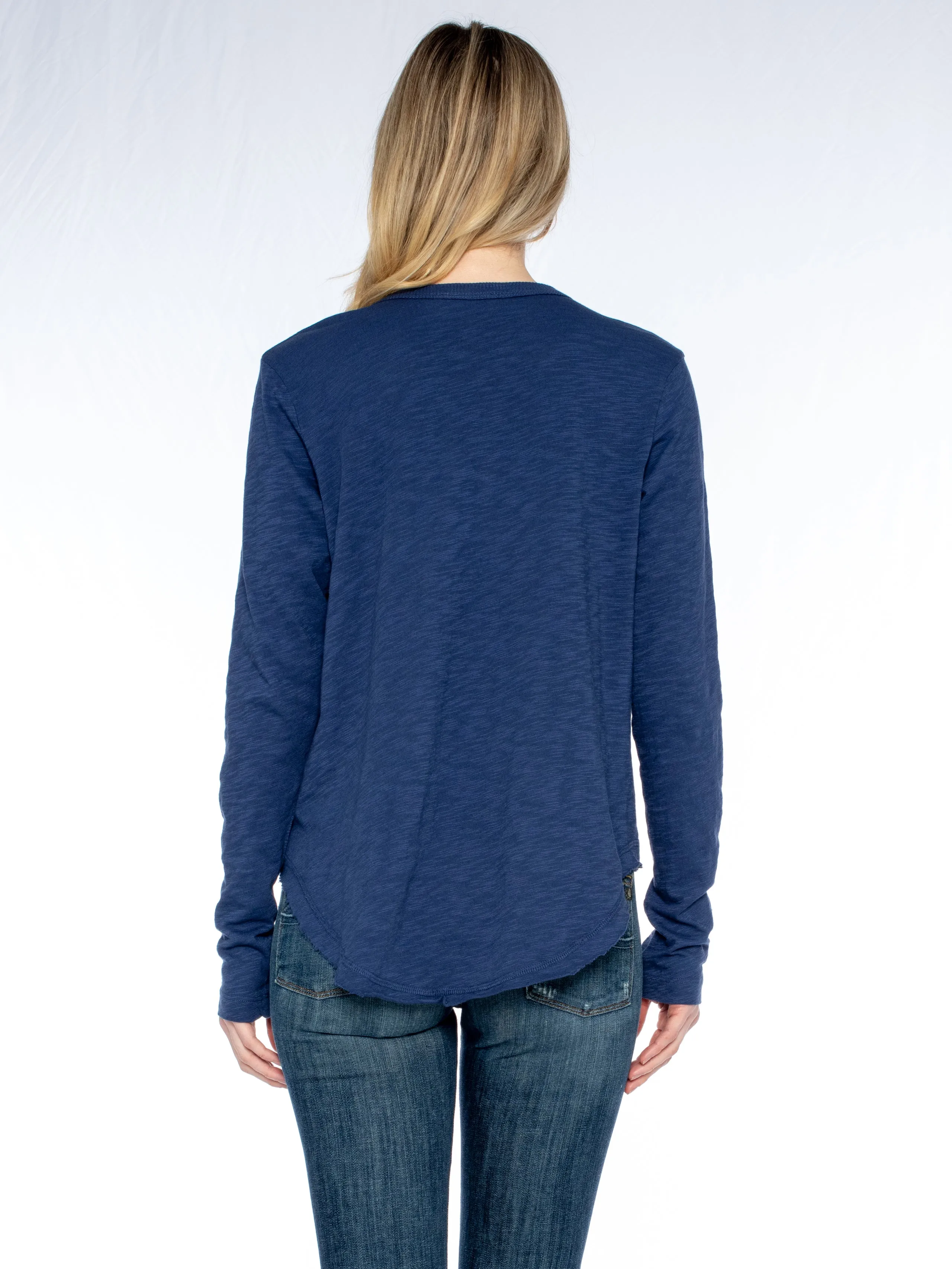 Long Sleeve V-Neck w/ Raw Hem Shirttail