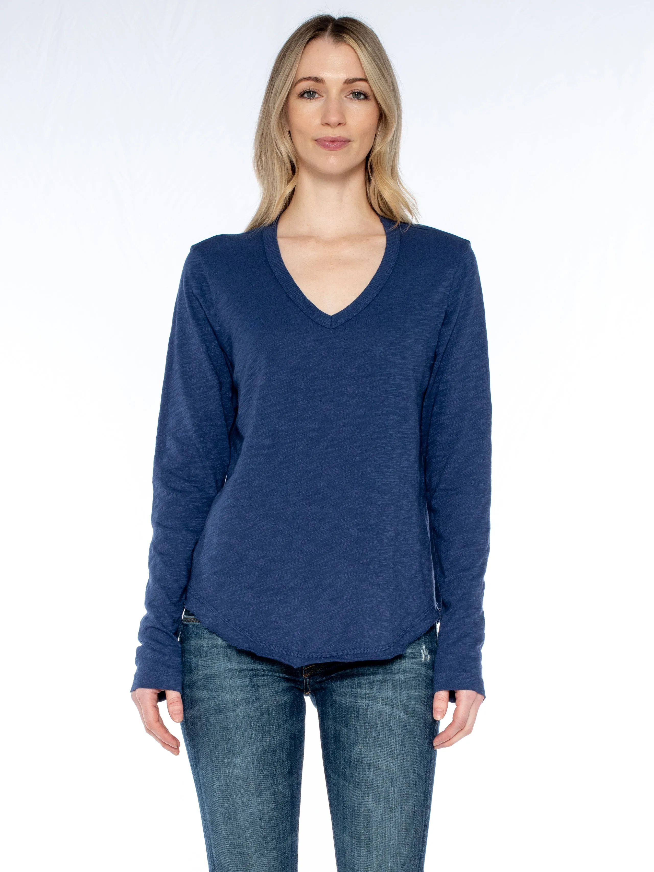 Long Sleeve V-Neck w/ Raw Hem Shirttail