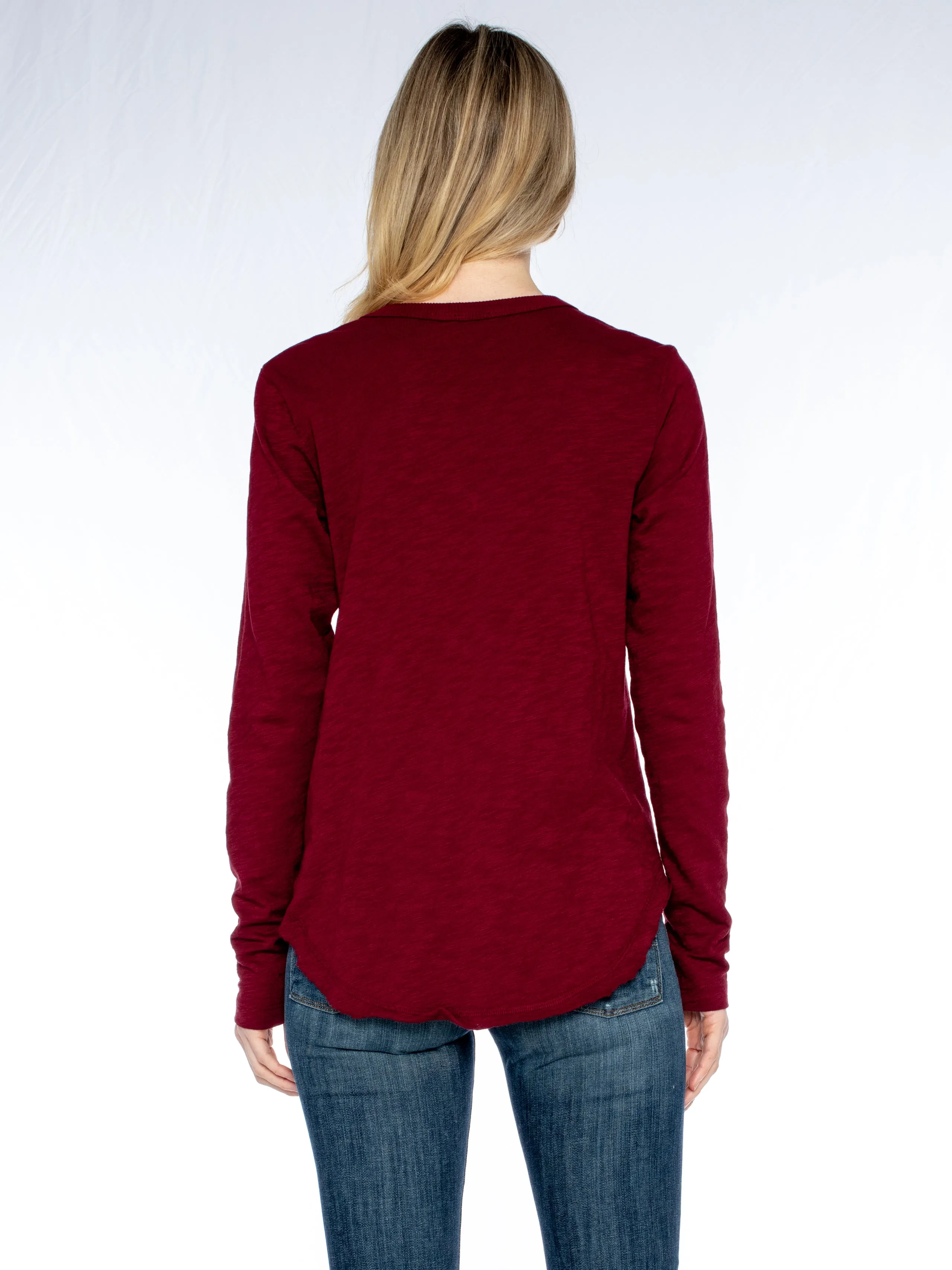Long Sleeve V-Neck w/ Raw Hem Shirttail