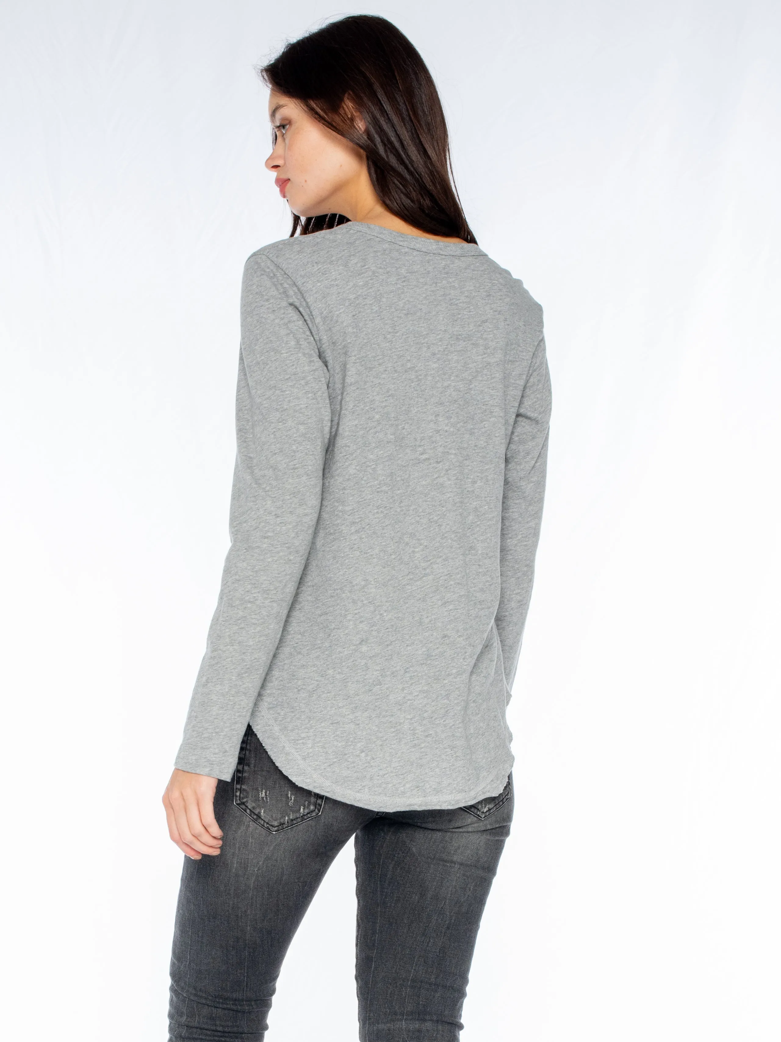 Long Sleeve V-Neck w/ Raw Hem Shirttail