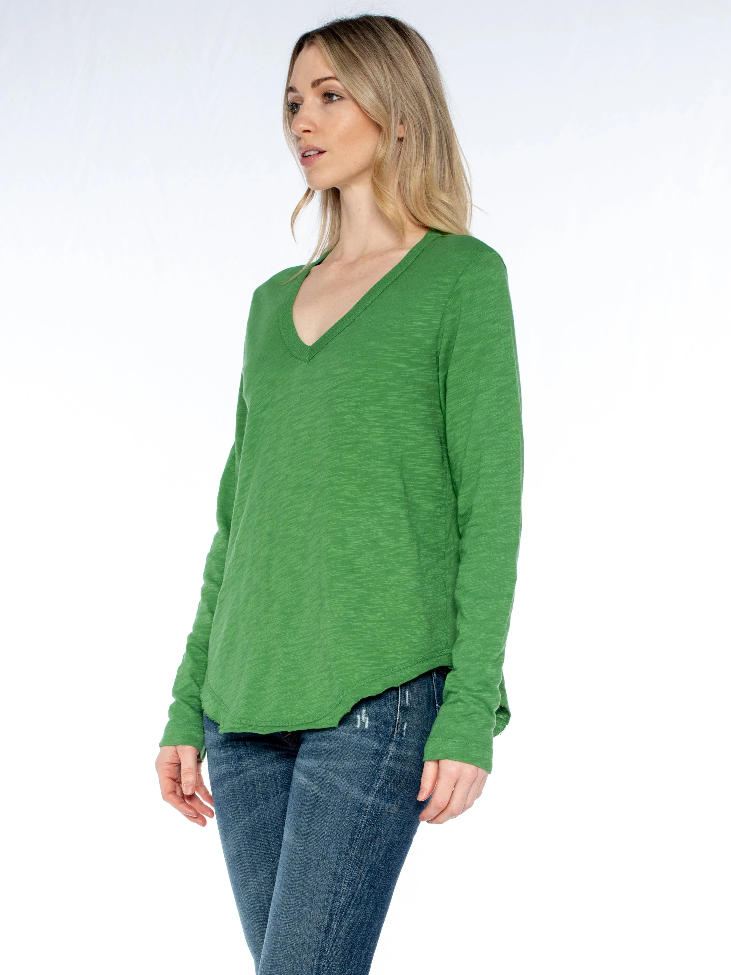 Long Sleeve V-Neck w/ Raw Hem Shirttail