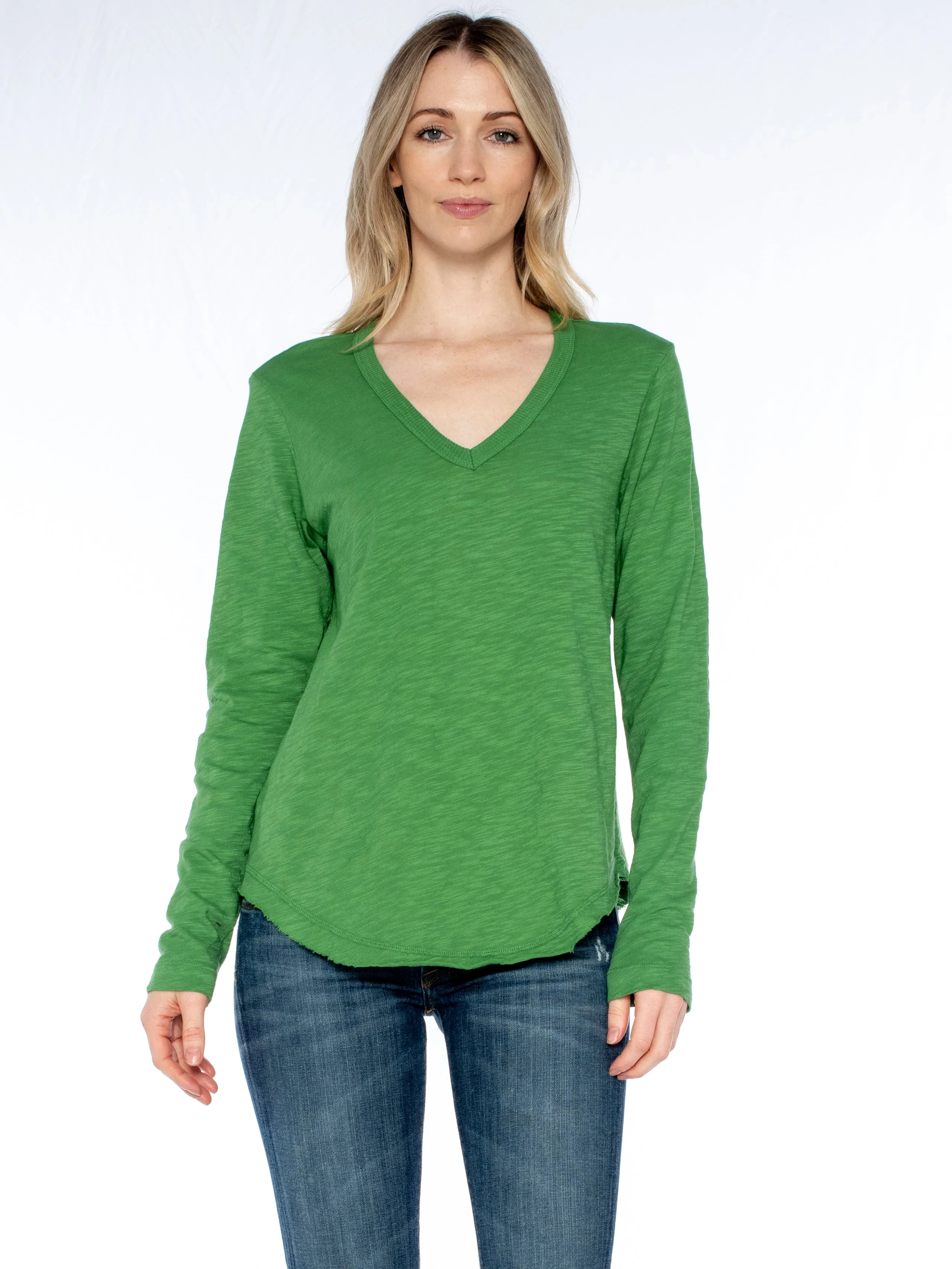 Long Sleeve V-Neck w/ Raw Hem Shirttail