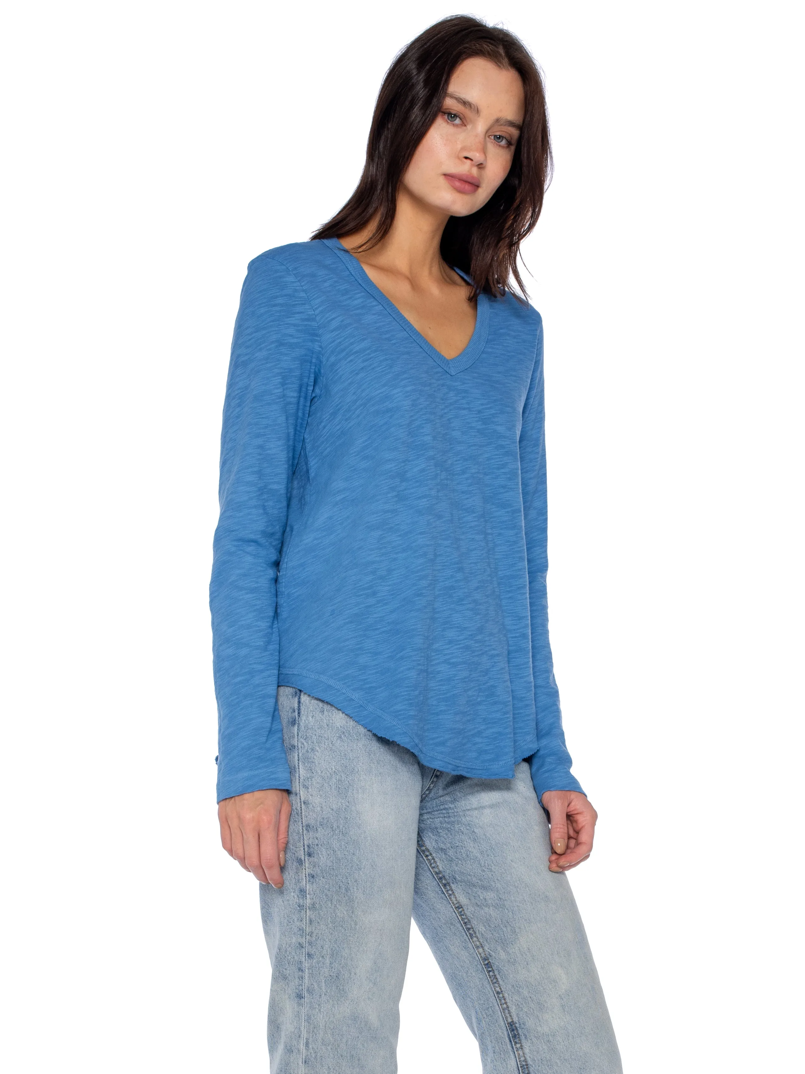 Long Sleeve V-Neck w/ Raw Hem Shirttail