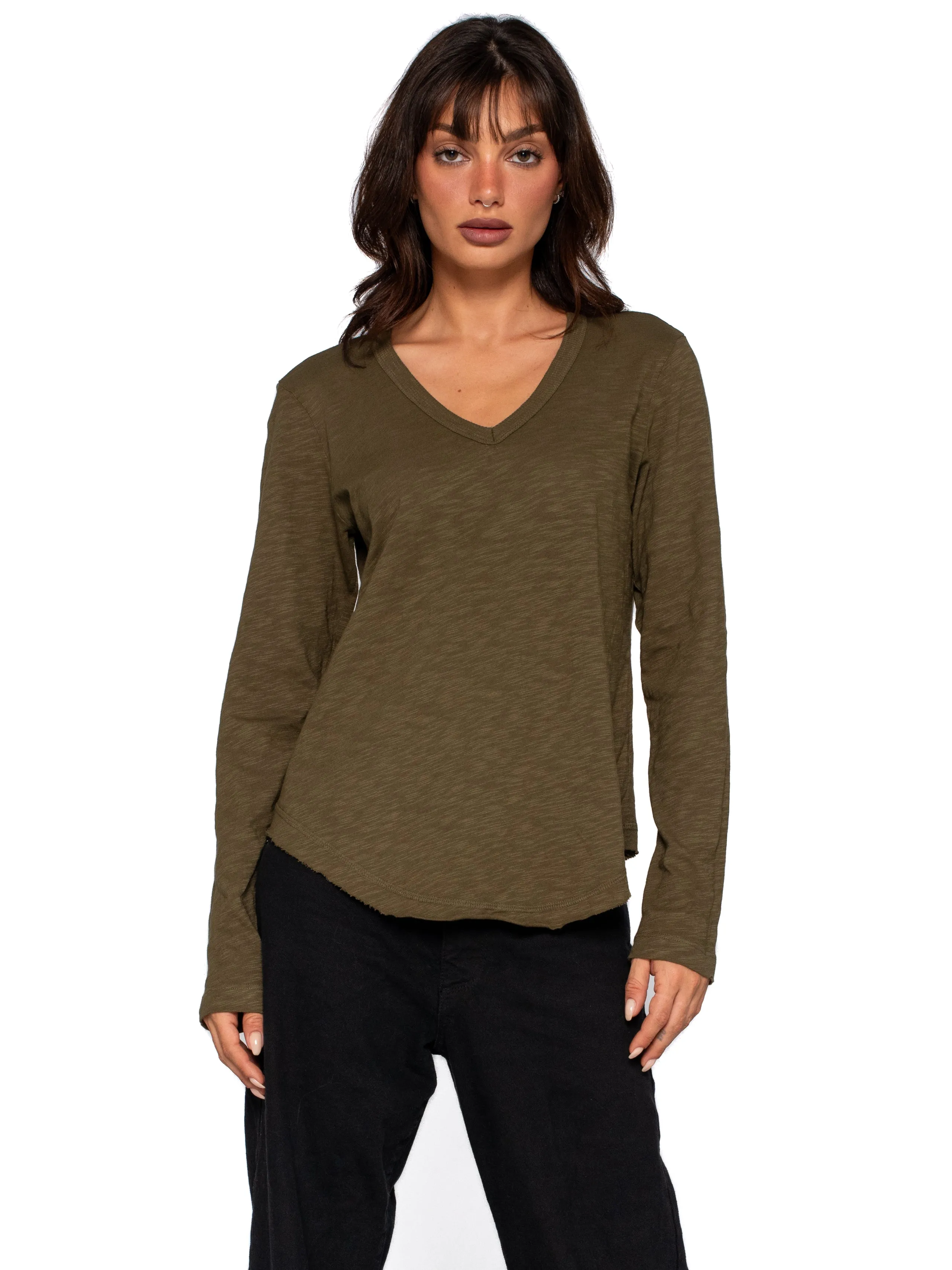 Long Sleeve V-Neck w/ Raw Hem Shirttail