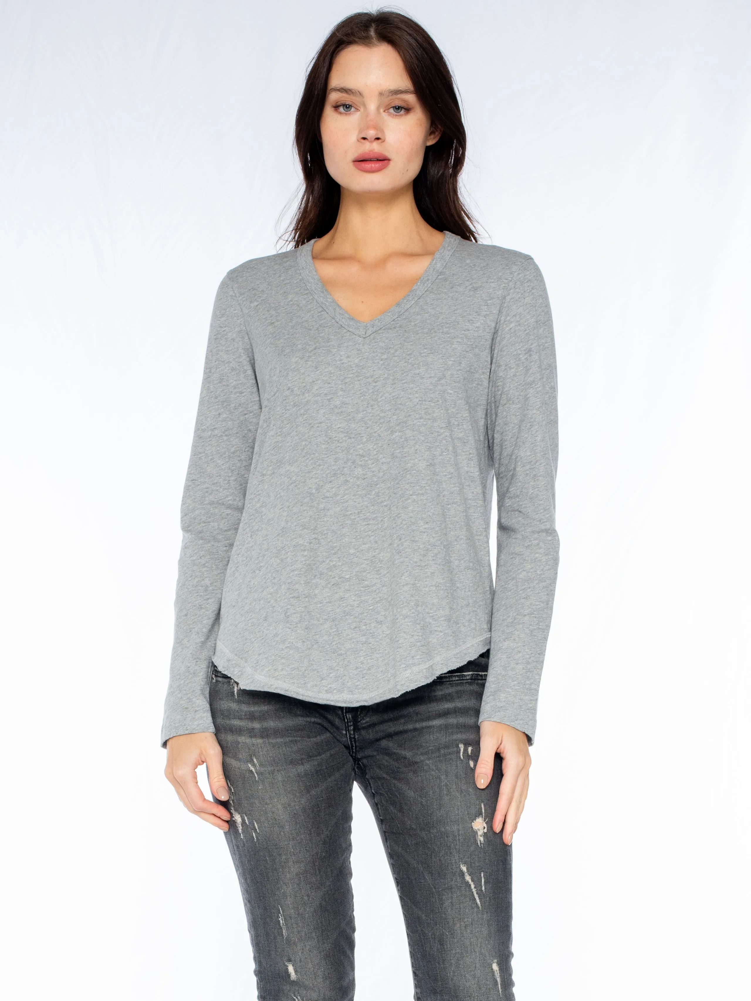 Long Sleeve V-Neck w/ Raw Hem Shirttail