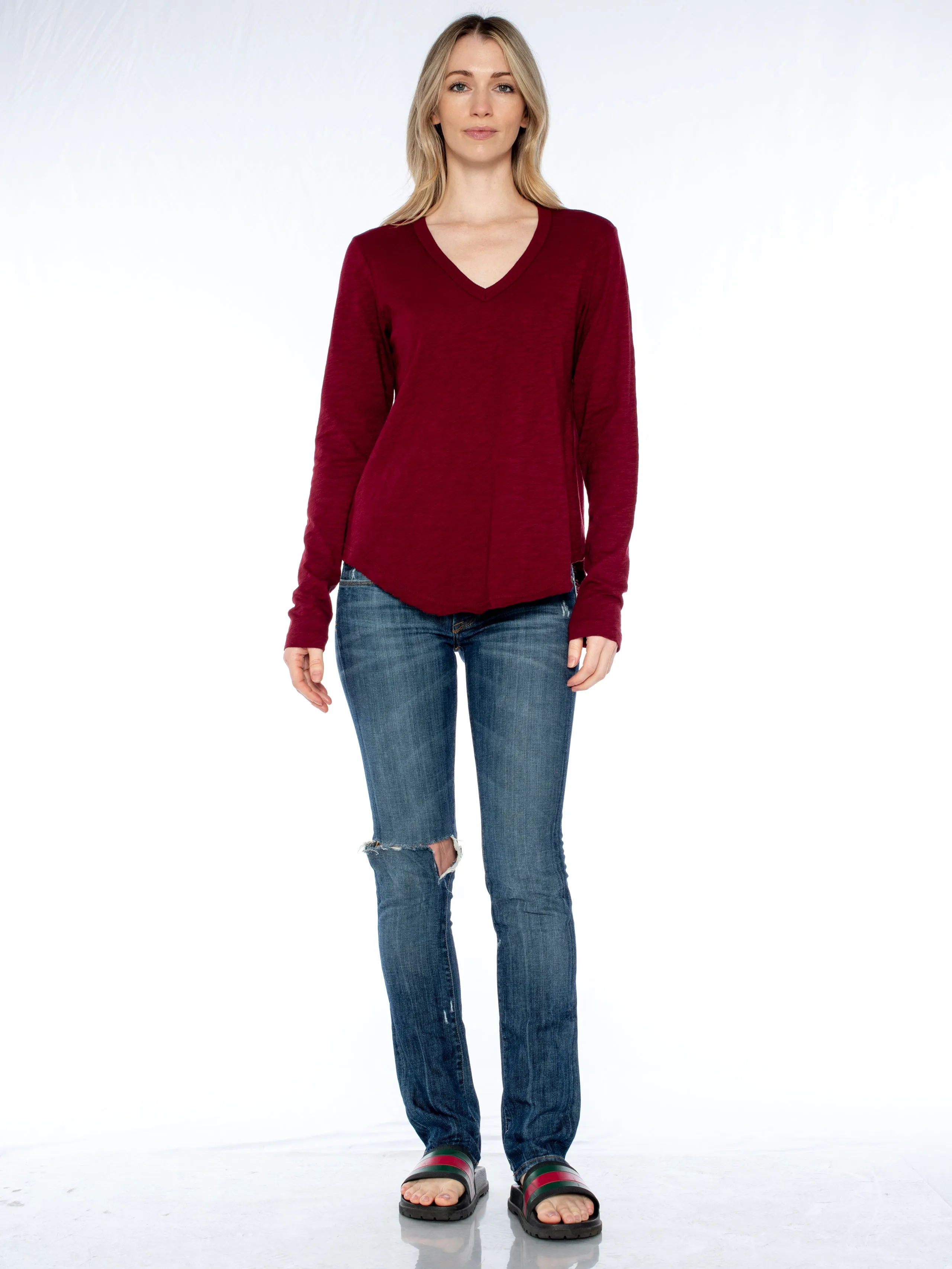 Long Sleeve V-Neck w/ Raw Hem Shirttail