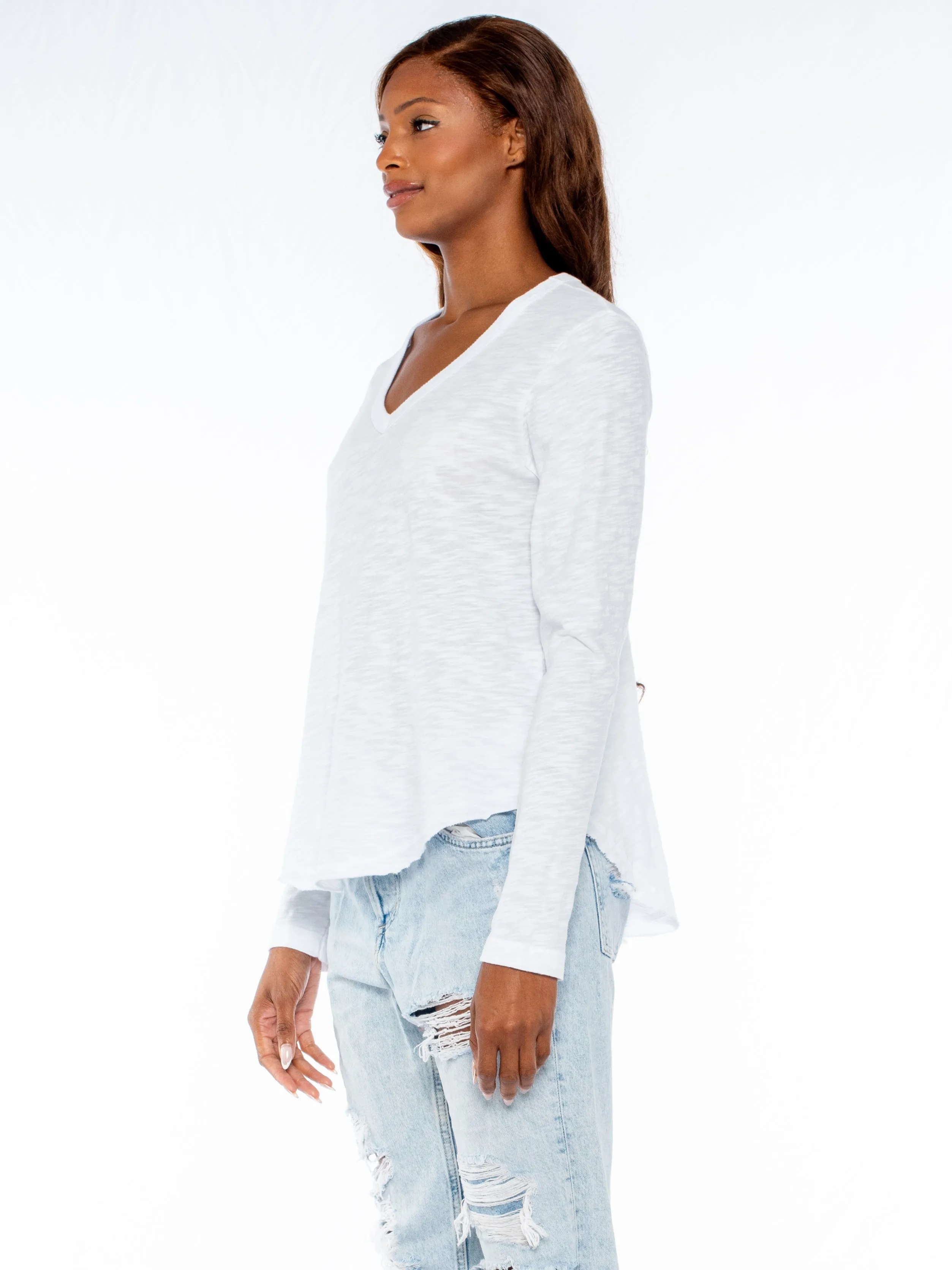 Long Sleeve V-Neck w/ Raw Hem Shirttail