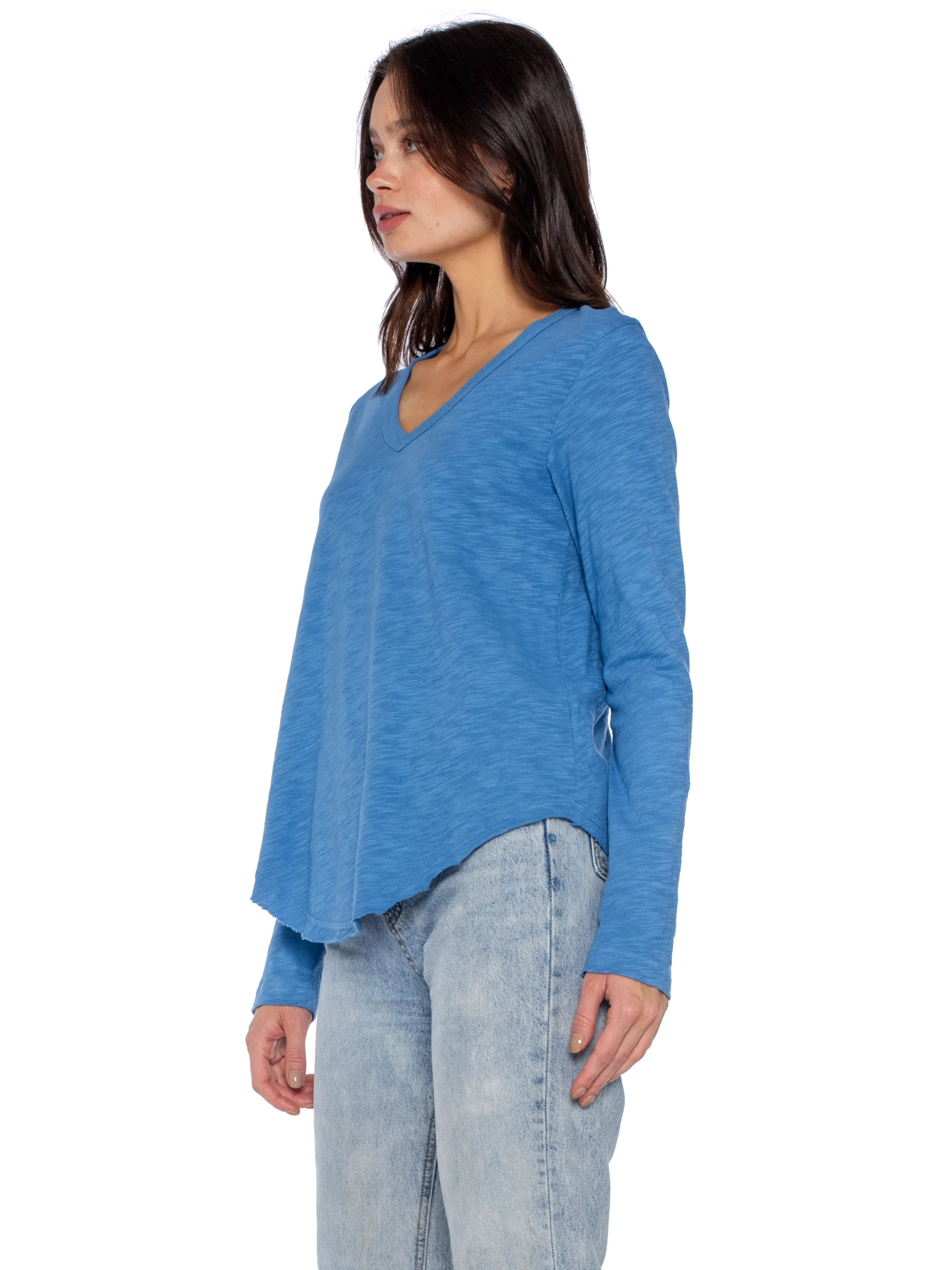 Long Sleeve V-Neck w/ Raw Hem Shirttail