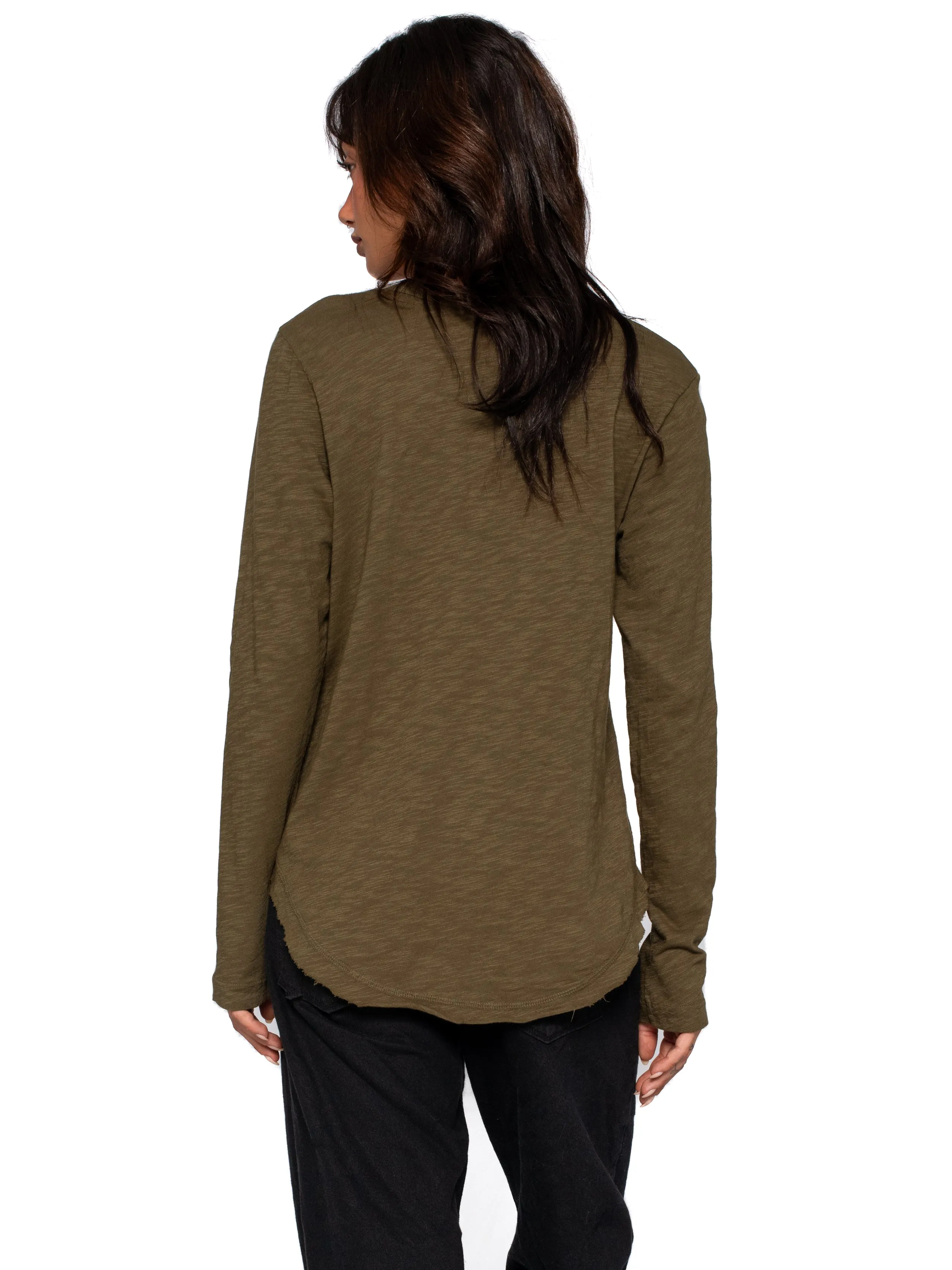 Long Sleeve V-Neck w/ Raw Hem Shirttail