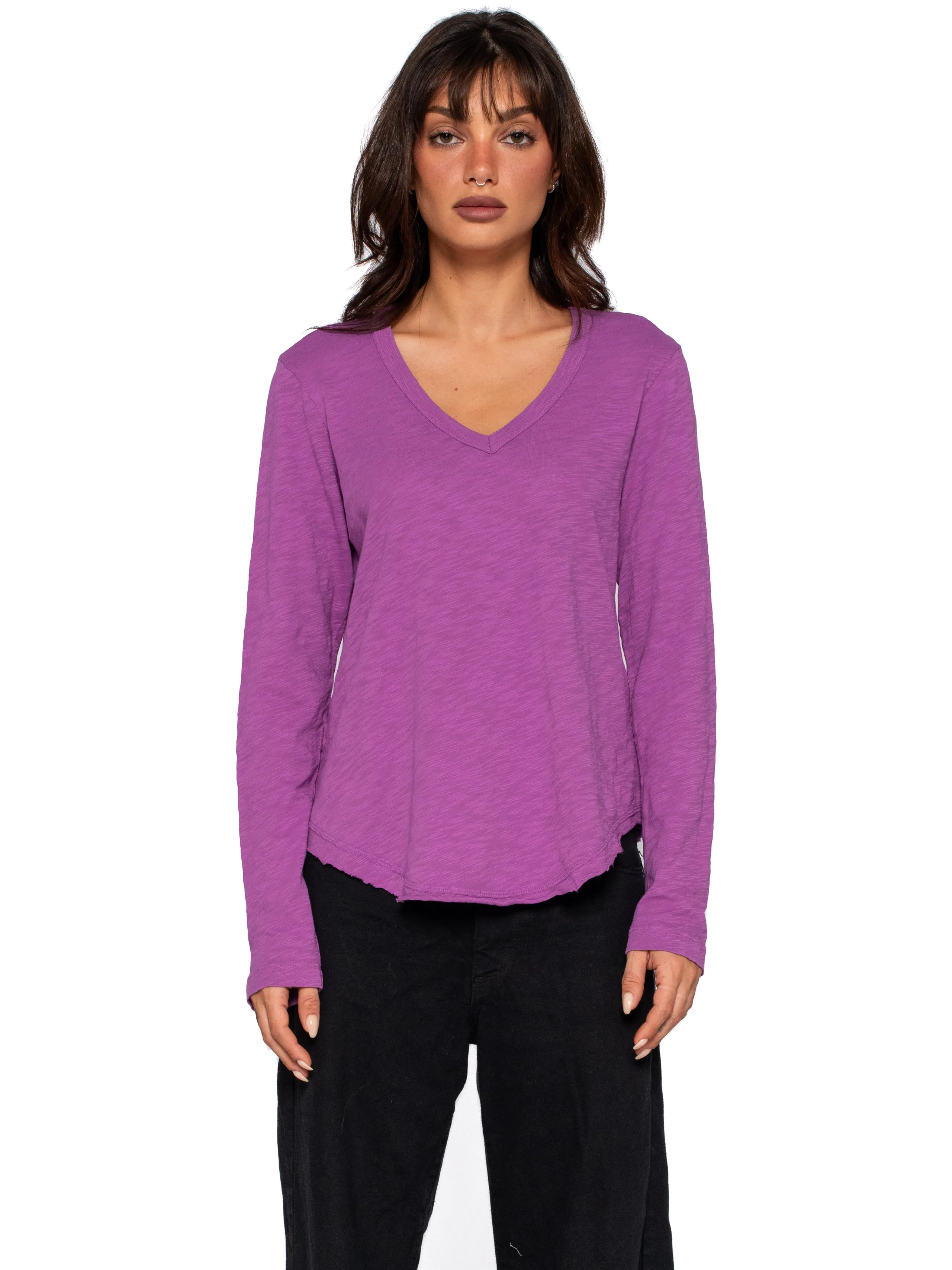 Long Sleeve V-Neck w/ Raw Hem Shirttail