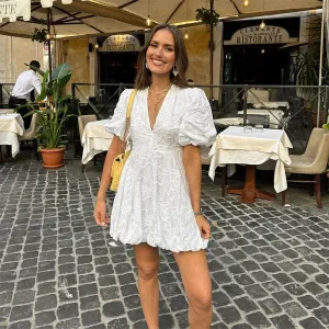 Lydia - Elegant white dress