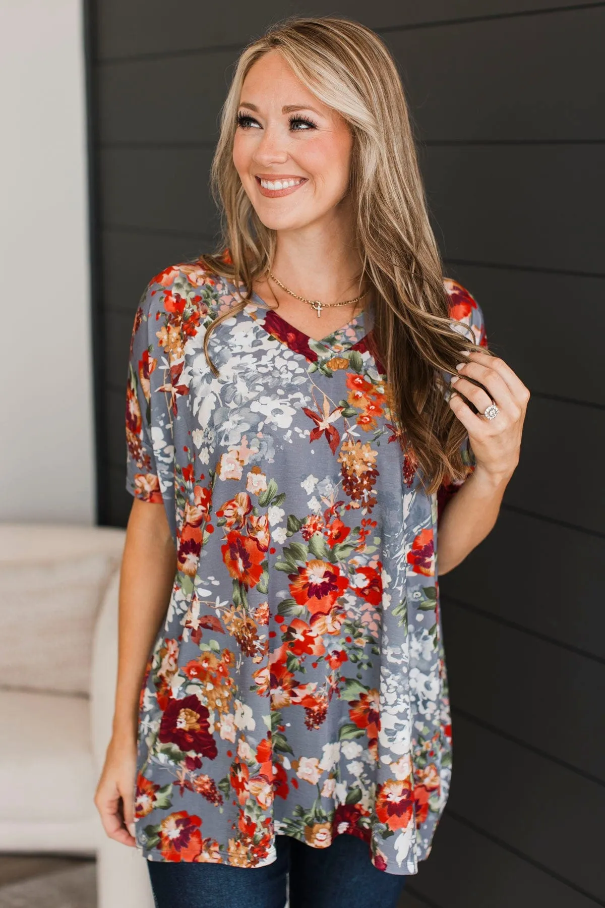 Main Priority V-Neck Floral Top- Grey