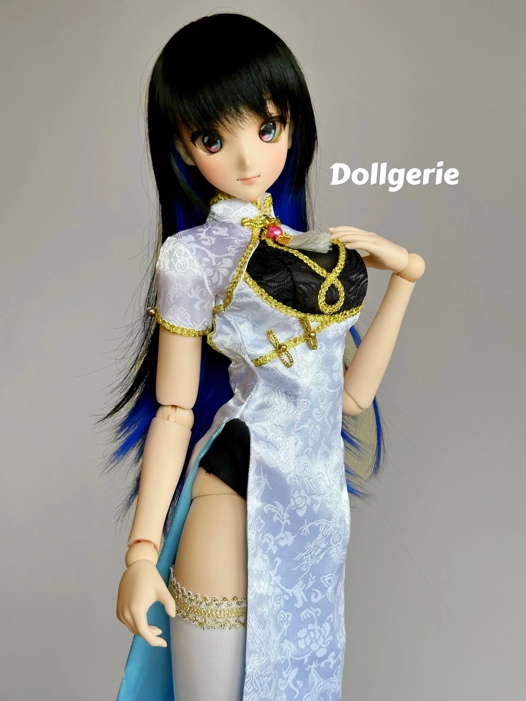 Majestic Swan QiPao made for SmartDoll (S-L bust)