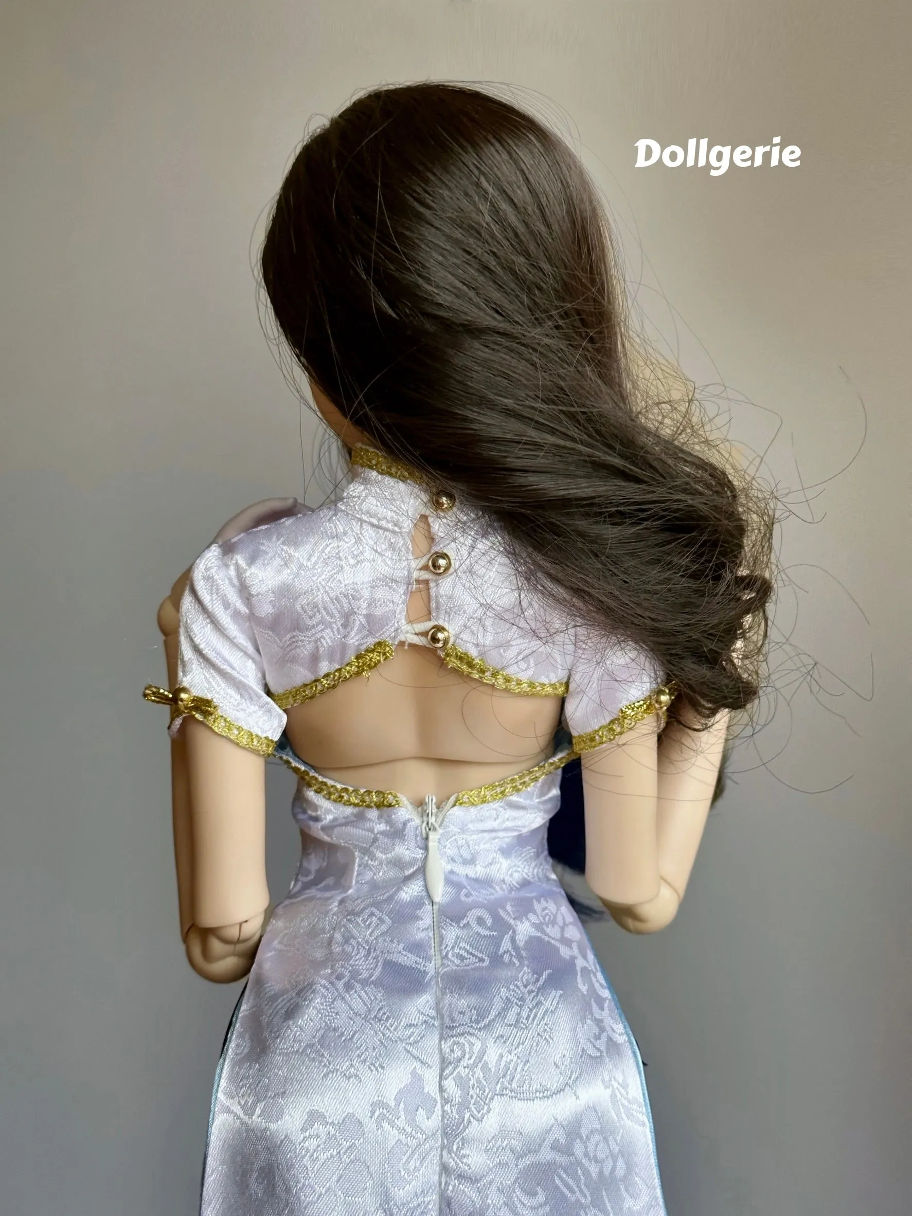 Majestic Swan QiPao made for SmartDoll (S-L bust)