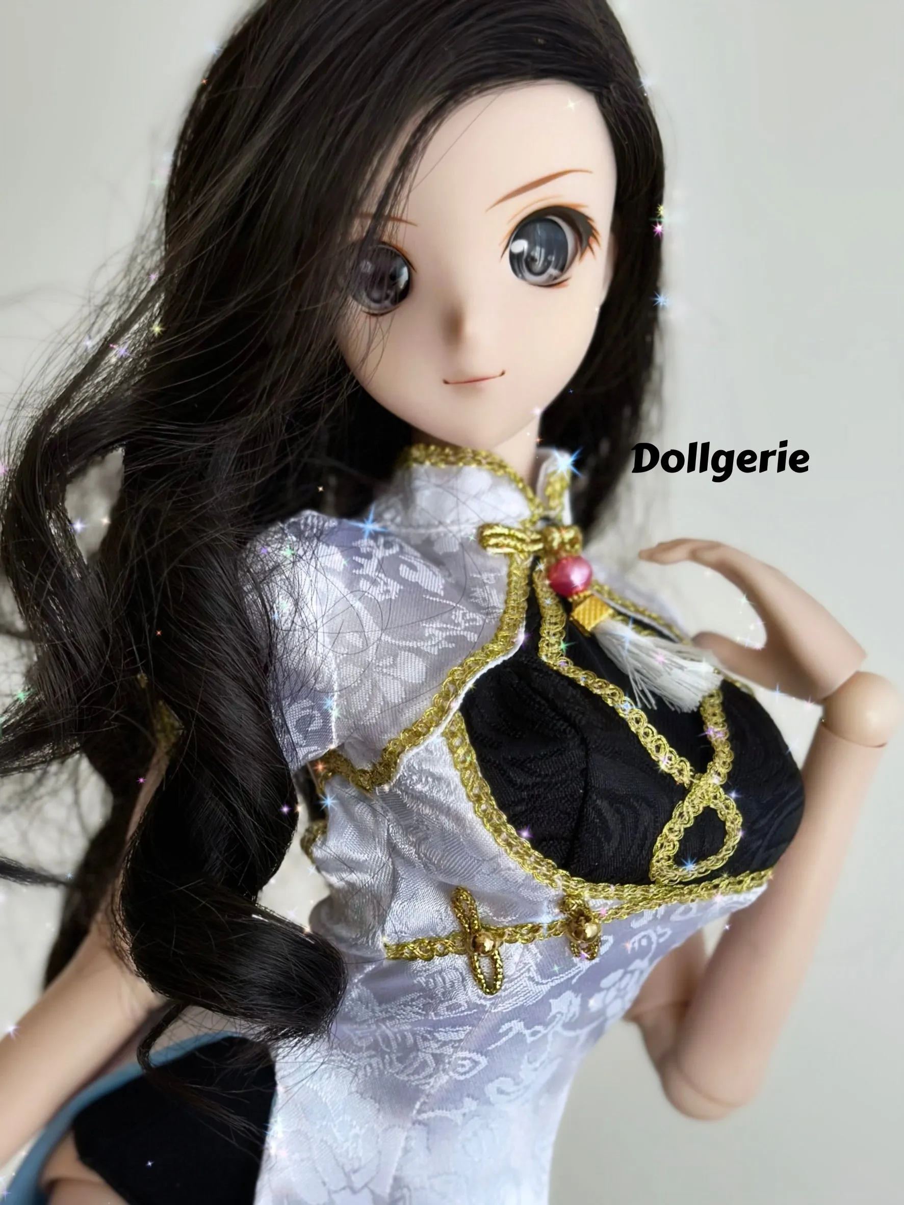 Majestic Swan QiPao made for SmartDoll (S-L bust)