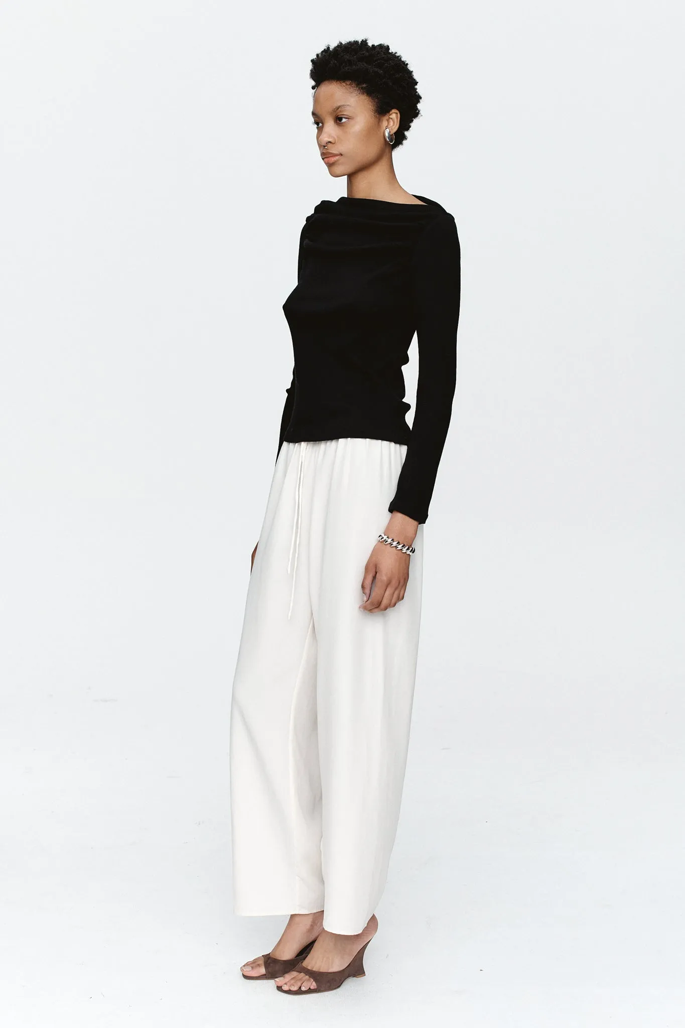Marle Bryn Top // Black