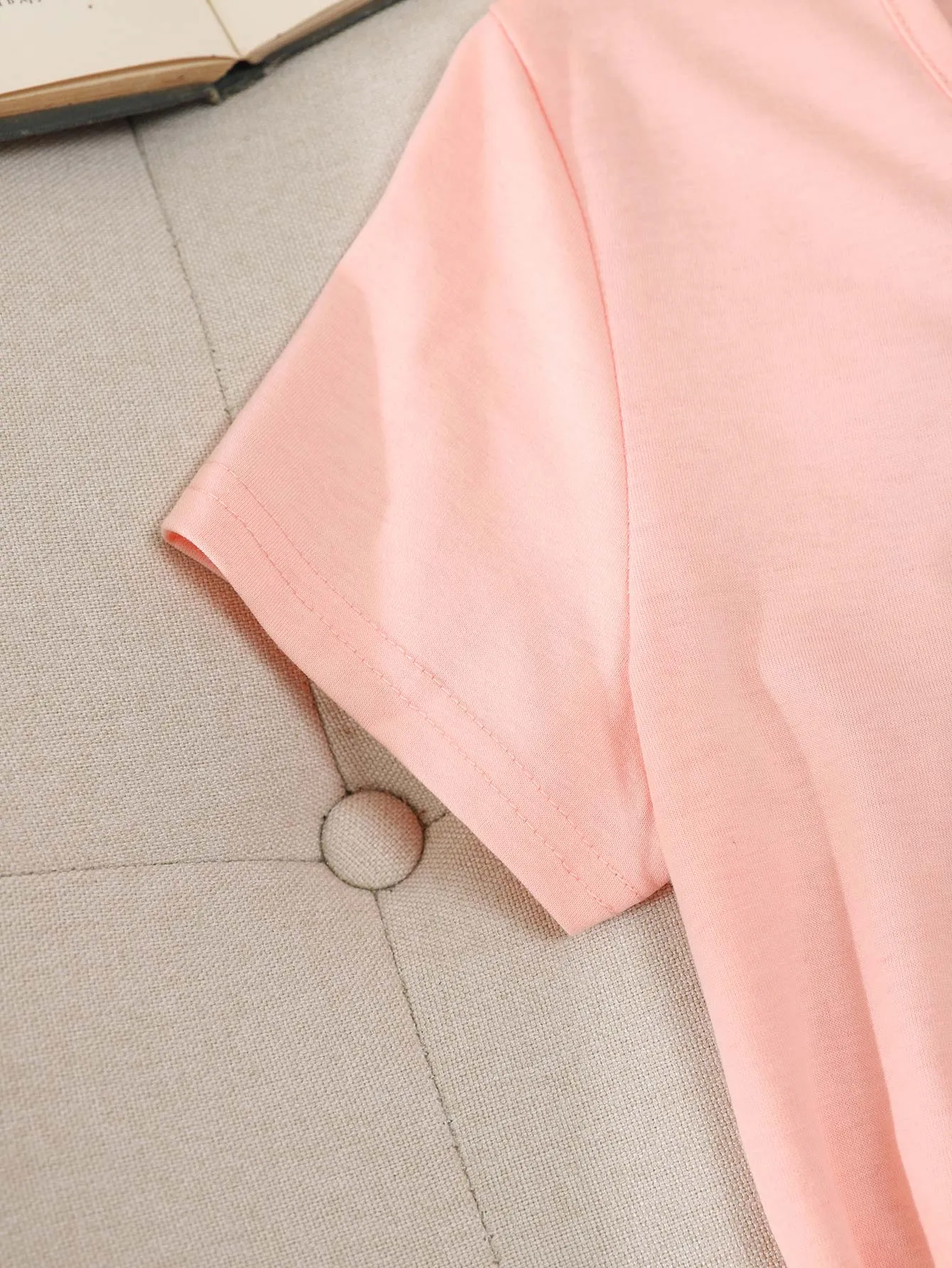 Men Solid V-neck Basic Tee