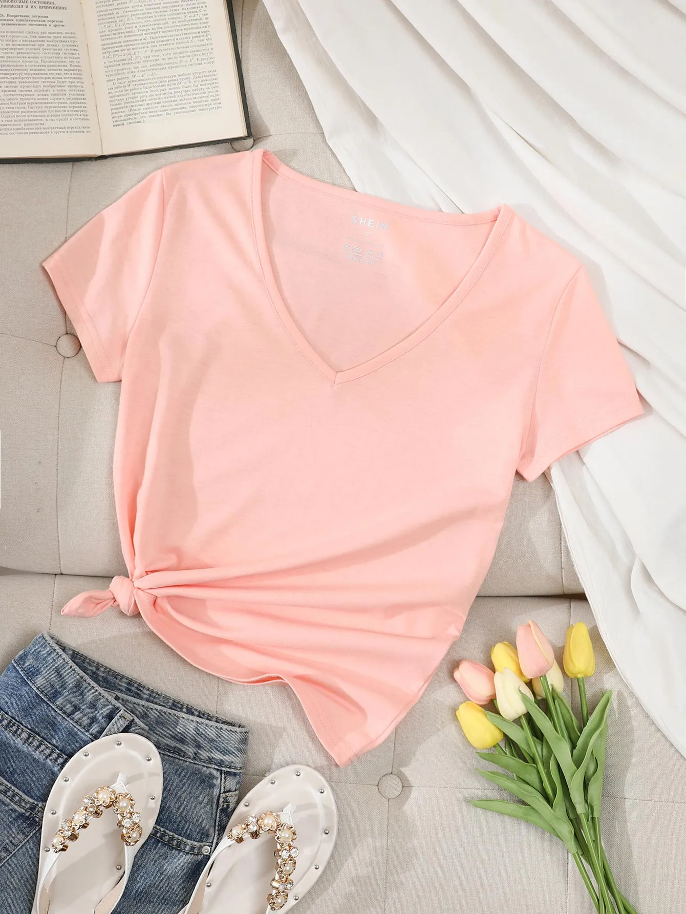 Men Solid V-neck Basic Tee
